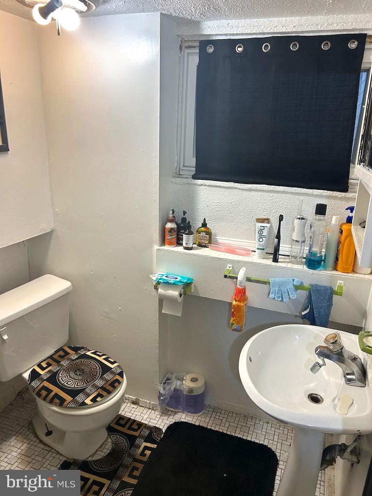 2405 RHODE ISLAND AVE NE, WASHINGTON, District Of Columbia 20018, 3 Bedrooms Bedrooms, ,2 BathroomsBathrooms,Residential,For sale,2405 RHODE ISLAND AVE NE,DCDC2213226 MLS # DCDC2213226