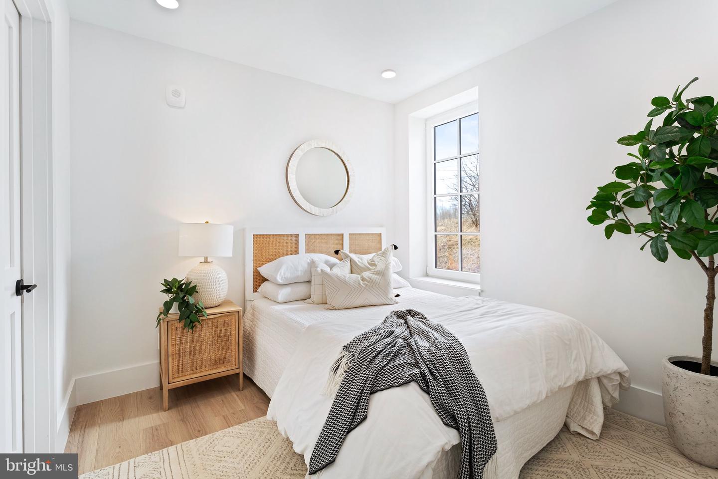 3200 22ND ST NE #103, WASHINGTON, District Of Columbia 20018, 3 Bedrooms Bedrooms, ,2 BathroomsBathrooms,Residential,For sale,3200 22ND ST NE #103,DCDC2213250 MLS # DCDC2213250