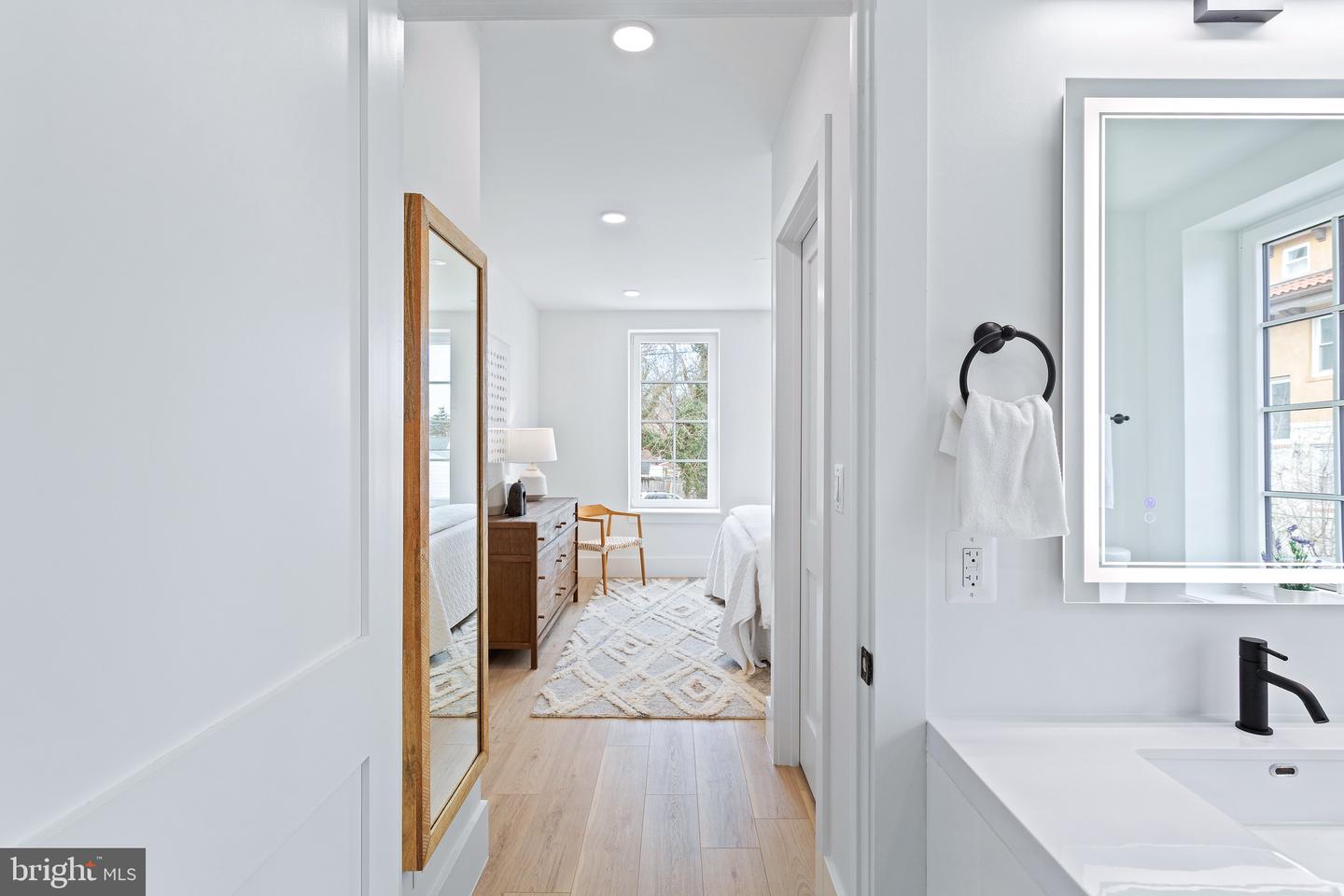 3200 22ND ST NE #103, WASHINGTON, District Of Columbia 20018, 3 Bedrooms Bedrooms, ,2 BathroomsBathrooms,Residential,For sale,3200 22ND ST NE #103,DCDC2213250 MLS # DCDC2213250