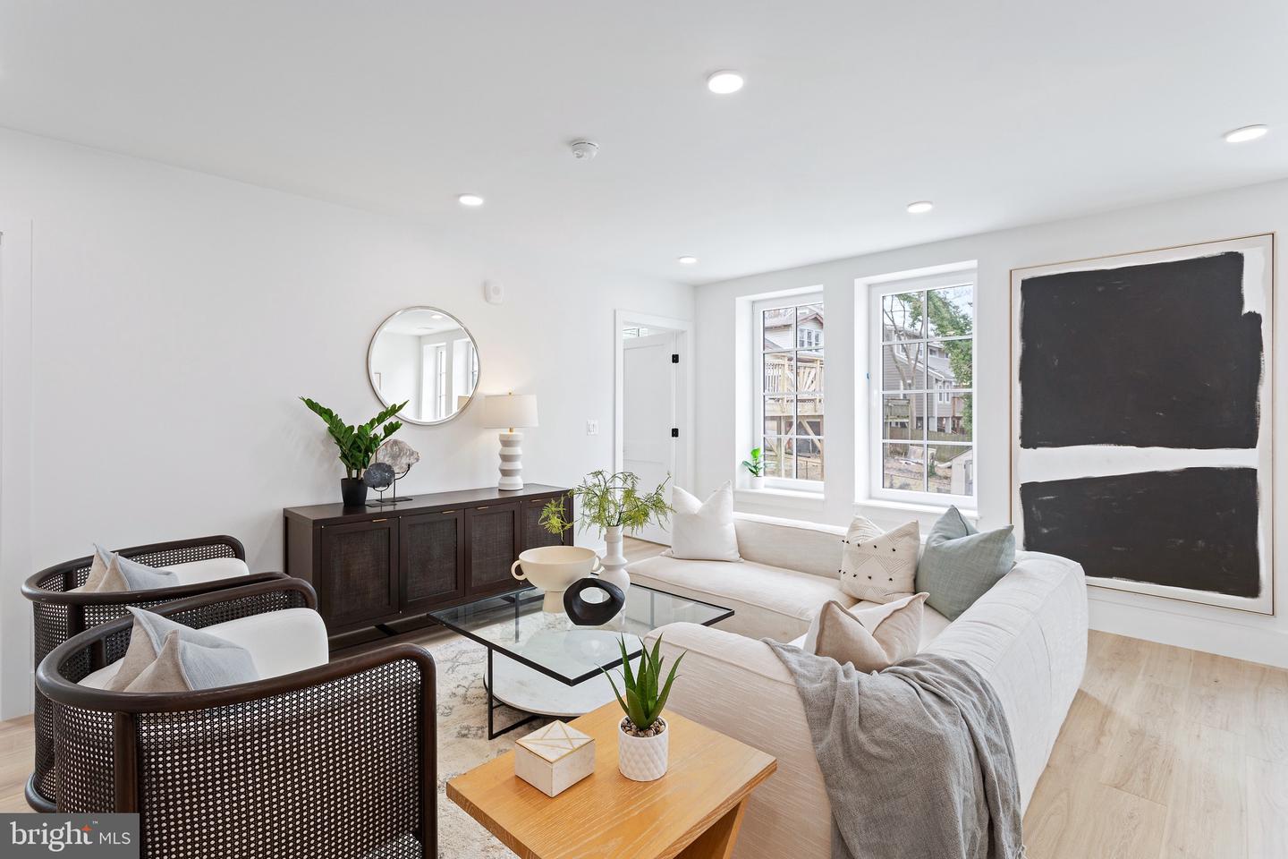 3200 22ND ST NE #103, WASHINGTON, District Of Columbia 20018, 3 Bedrooms Bedrooms, ,2 BathroomsBathrooms,Residential,For sale,3200 22ND ST NE #103,DCDC2213250 MLS # DCDC2213250
