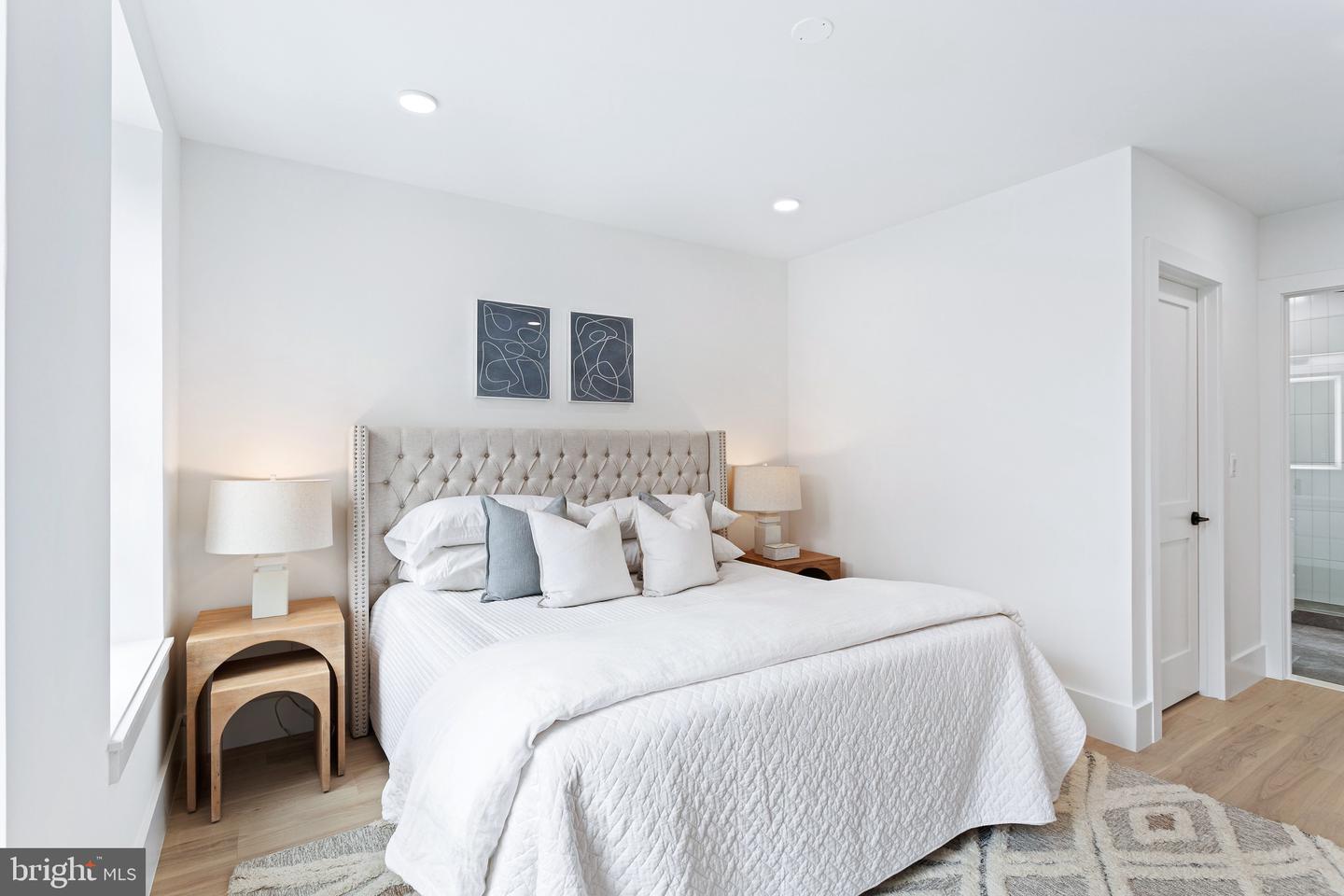 3200 22ND ST NE #201, WASHINGTON, District Of Columbia 20018, 3 Bedrooms Bedrooms, ,2 BathroomsBathrooms,Residential,For sale,3200 22ND ST NE #201,DCDC2213254 MLS # DCDC2213254