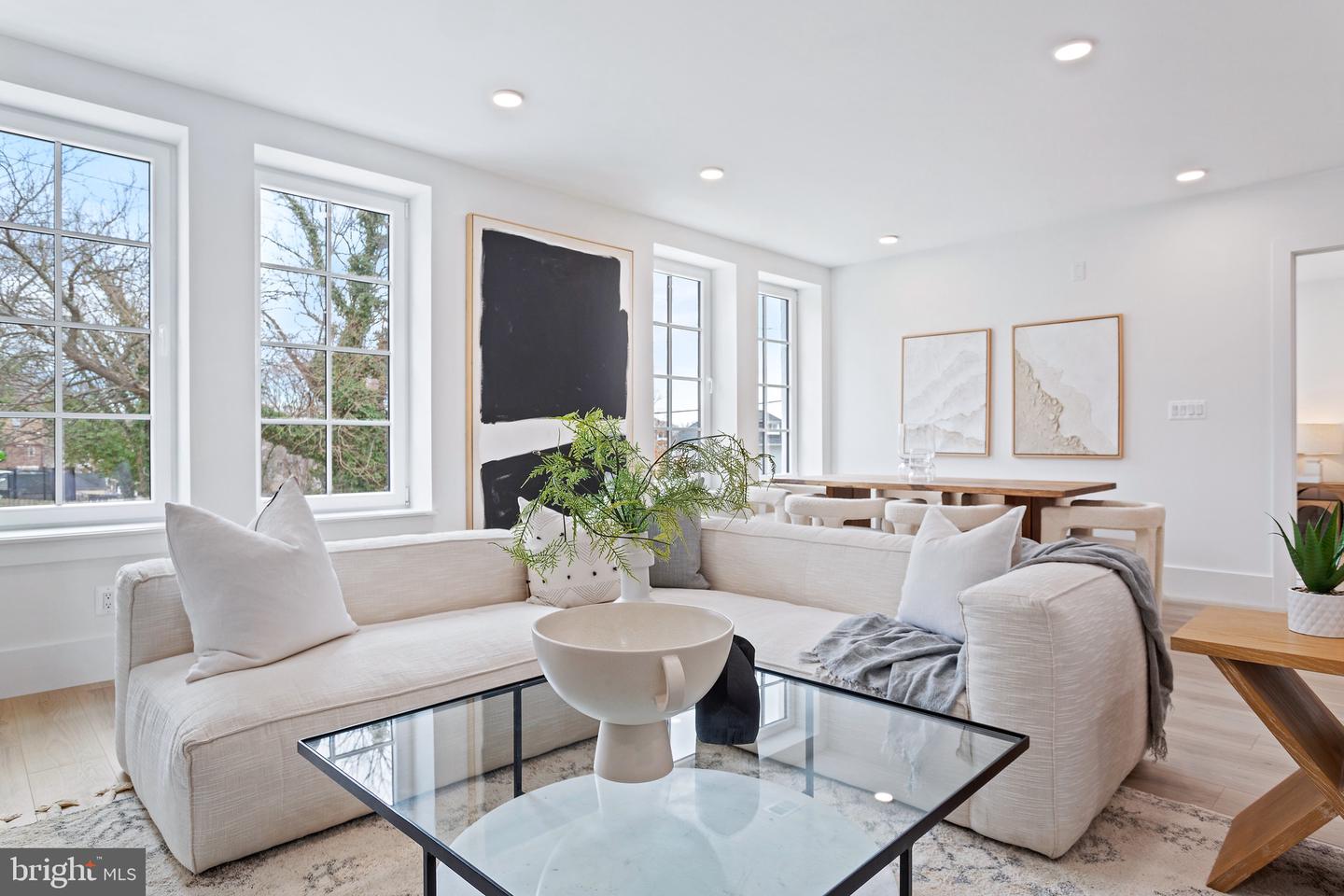 3200 22ND ST NE #201, WASHINGTON, District Of Columbia 20018, 3 Bedrooms Bedrooms, ,2 BathroomsBathrooms,Residential,For sale,3200 22ND ST NE #201,DCDC2213254 MLS # DCDC2213254