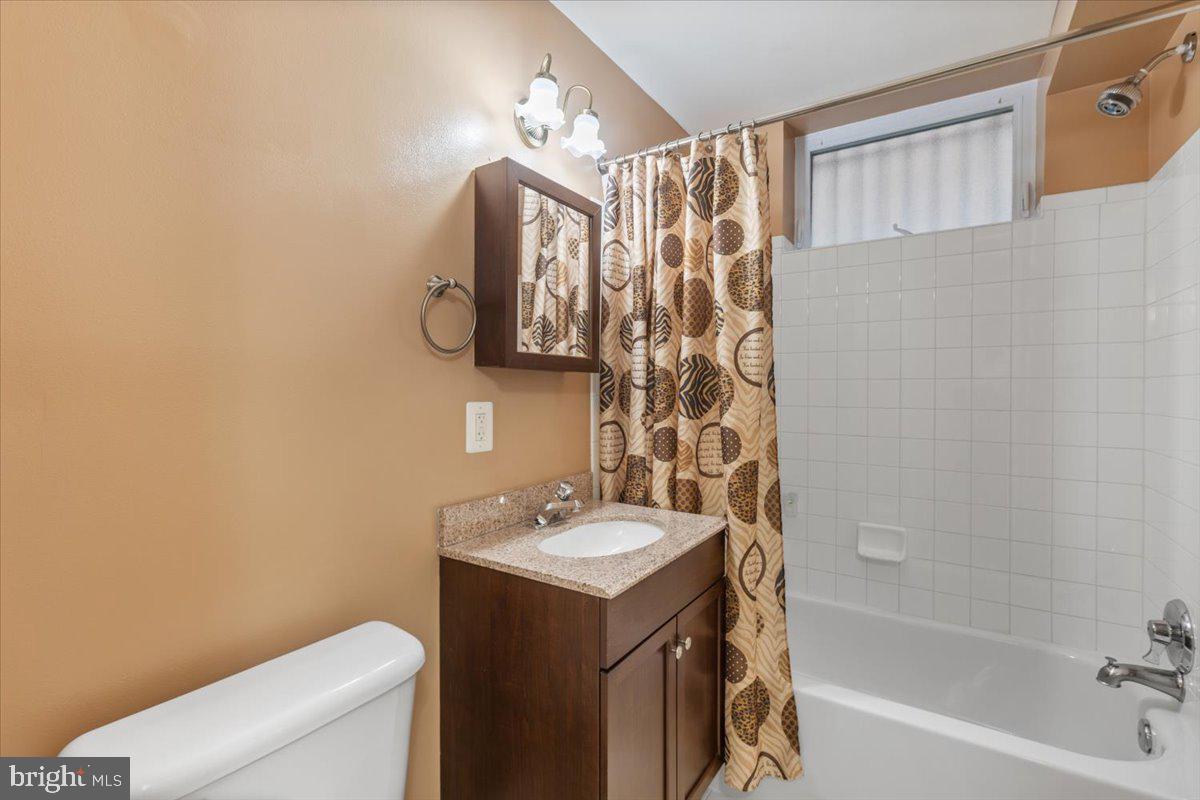 1458 COLUMBIA RD NW #105, WASHINGTON, District Of Columbia 20009, 2 Bedrooms Bedrooms, ,2 BathroomsBathrooms,Residential,For sale,1458 COLUMBIA RD NW #105,DCDC2213256 MLS # DCDC2213256