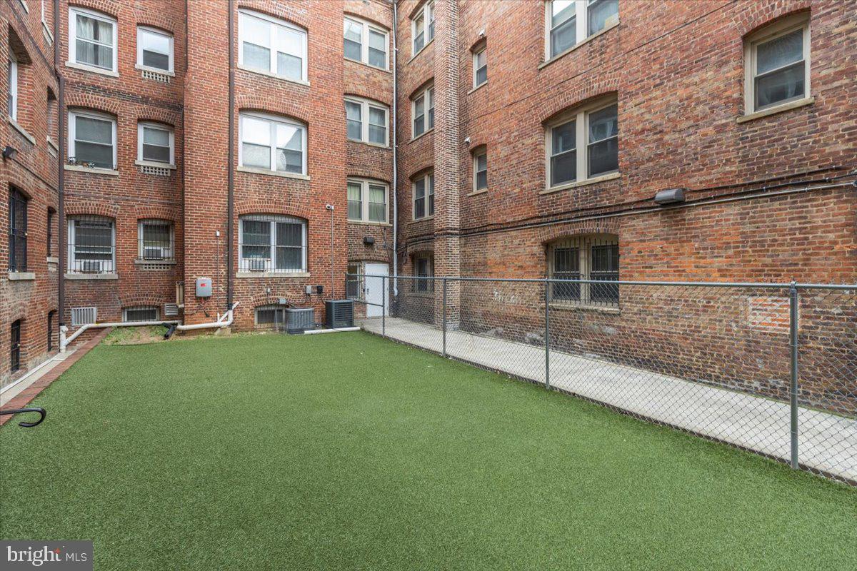 1458 COLUMBIA RD NW #105, WASHINGTON, District Of Columbia 20009, 2 Bedrooms Bedrooms, ,2 BathroomsBathrooms,Residential,For sale,1458 COLUMBIA RD NW #105,DCDC2213256 MLS # DCDC2213256