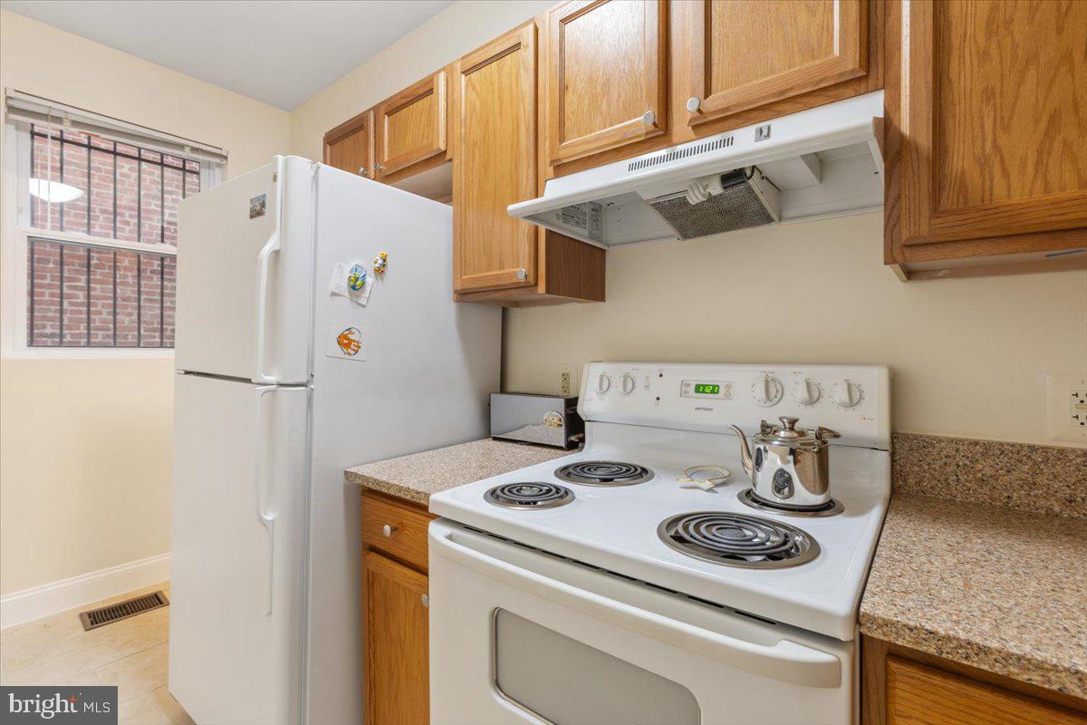 1458 COLUMBIA RD NW #105, WASHINGTON, District Of Columbia 20009, 2 Bedrooms Bedrooms, ,2 BathroomsBathrooms,Residential,For sale,1458 COLUMBIA RD NW #105,DCDC2213256 MLS # DCDC2213256