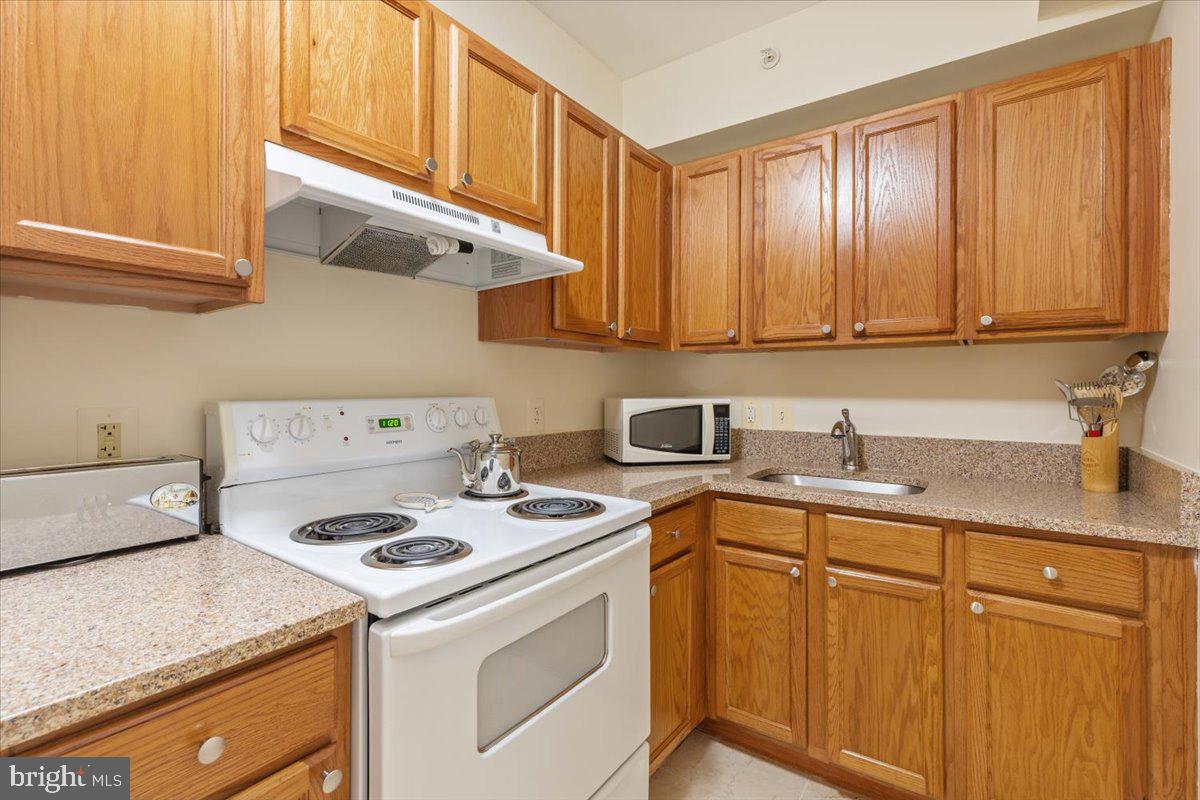 1458 COLUMBIA RD NW #105, WASHINGTON, District Of Columbia 20009, 2 Bedrooms Bedrooms, ,2 BathroomsBathrooms,Residential,For sale,1458 COLUMBIA RD NW #105,DCDC2213256 MLS # DCDC2213256