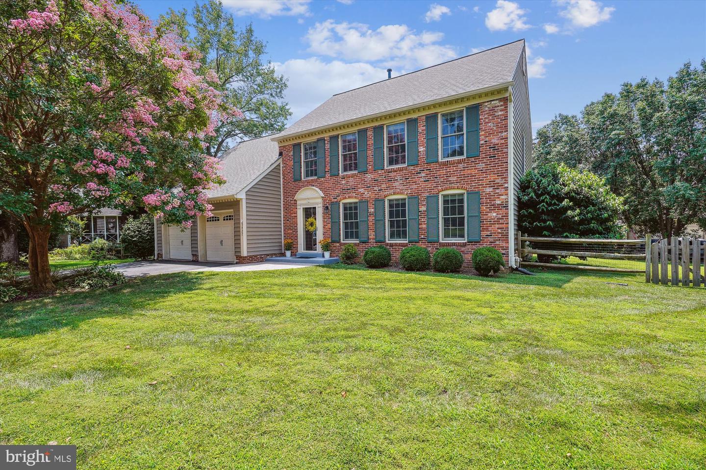 5427 RILIAN CT, BURKE, Virginia 22015, 4 Bedrooms Bedrooms, ,2 BathroomsBathrooms,Residential,For sale,5427 RILIAN CT,VAFX2221422 MLS # VAFX2221422