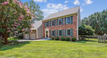 5427 RILIAN CT, BURKE, Virginia 22015, 4 Bedrooms Bedrooms, ,2 BathroomsBathrooms,Residential,For sale,5427 RILIAN CT,VAFX2221422 MLS # VAFX2221422