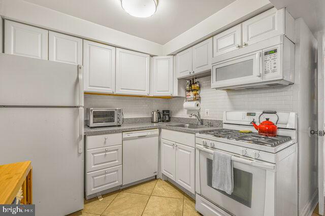 1633 D ST SE, WASHINGTON, District Of Columbia 20003, 5 Bedrooms Bedrooms, ,3 BathroomsBathrooms,Residential,For sale,1633 D ST SE,DCDC2190086 MLS # DCDC2190086