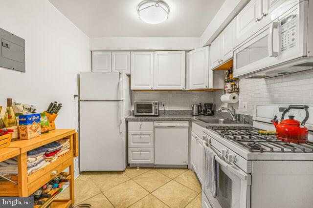 1633 D ST SE, WASHINGTON, District Of Columbia 20003, 5 Bedrooms Bedrooms, ,3 BathroomsBathrooms,Residential,For sale,1633 D ST SE,DCDC2190086 MLS # DCDC2190086