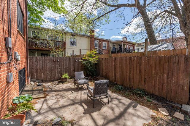 1633 D ST SE, WASHINGTON, District Of Columbia 20003, 5 Bedrooms Bedrooms, ,3 BathroomsBathrooms,Residential,For sale,1633 D ST SE,DCDC2190086 MLS # DCDC2190086