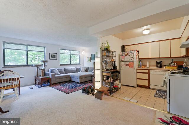 1633 D ST SE, WASHINGTON, District Of Columbia 20003, 5 Bedrooms Bedrooms, ,3 BathroomsBathrooms,Residential,For sale,1633 D ST SE,DCDC2190086 MLS # DCDC2190086