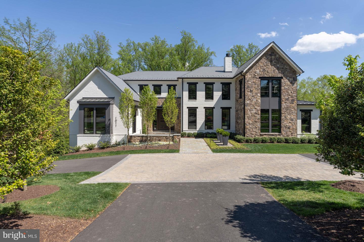 1011 LANGLEY HILL DR, MCLEAN, Virginia 22101, 6 Bedrooms Bedrooms, ,5 BathroomsBathrooms,Residential,For sale,1011 LANGLEY HILL DR,VAFX2234640 MLS # VAFX2234640