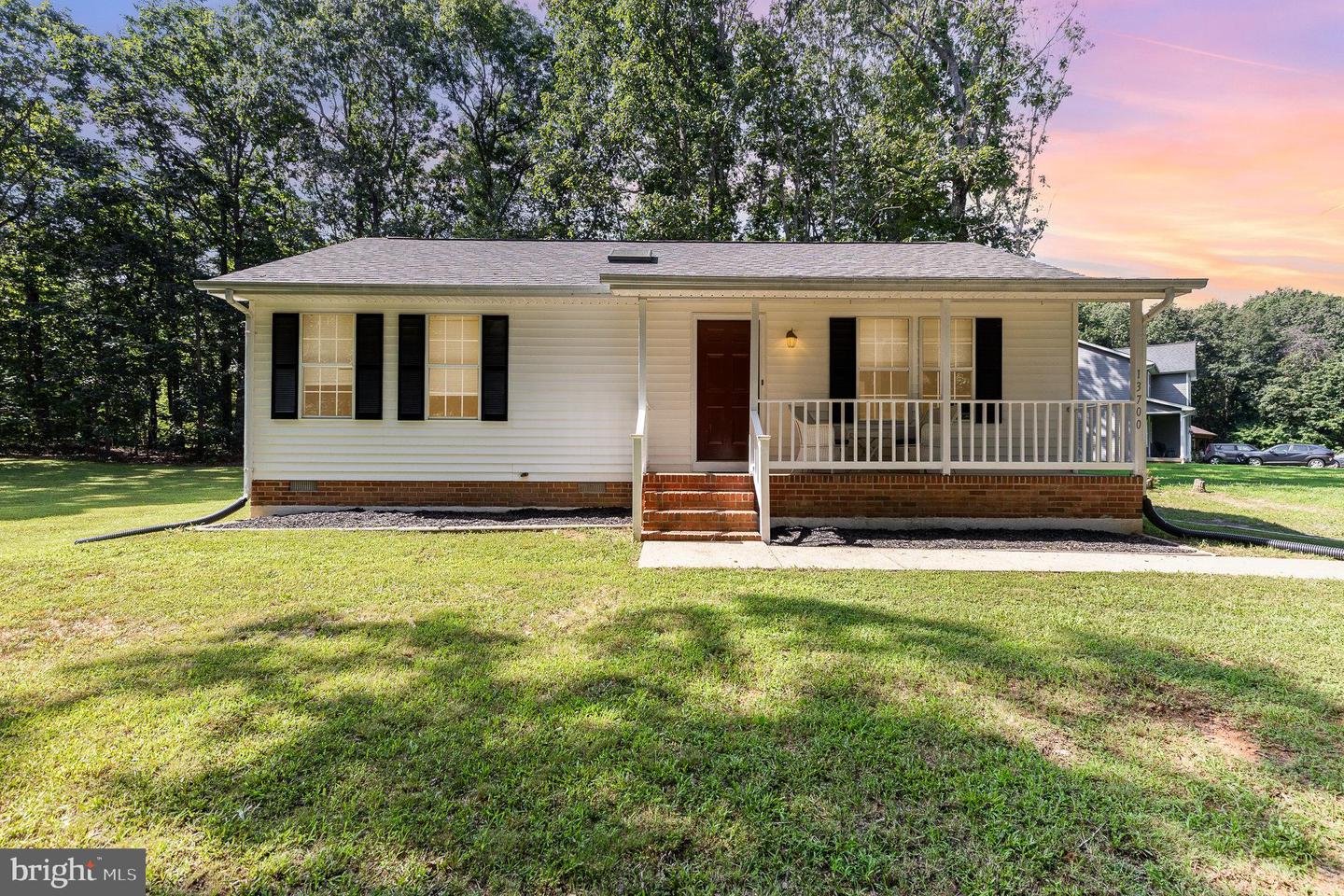 13700 FLANK MARCH LN, SPOTSYLVANIA, Virginia 22551, 2 Bedrooms Bedrooms, ,1 BathroomBathrooms,Residential,For sale,13700 FLANK MARCH LN,VASP2033566 MLS # VASP2033566