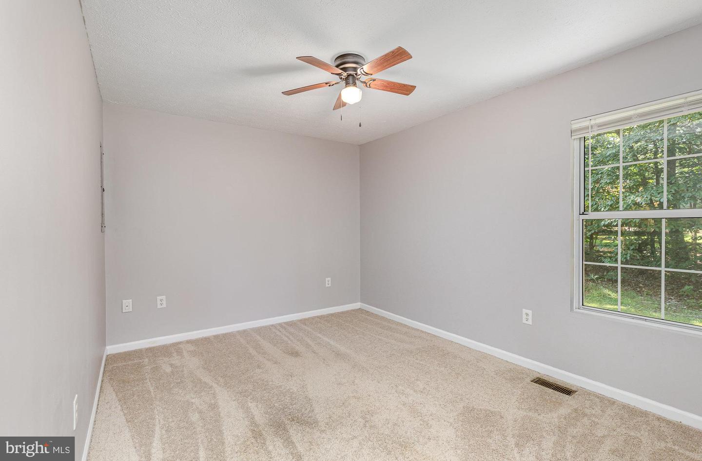 13700 FLANK MARCH LN, SPOTSYLVANIA, Virginia 22551, 2 Bedrooms Bedrooms, ,1 BathroomBathrooms,Residential,For sale,13700 FLANK MARCH LN,VASP2033566 MLS # VASP2033566