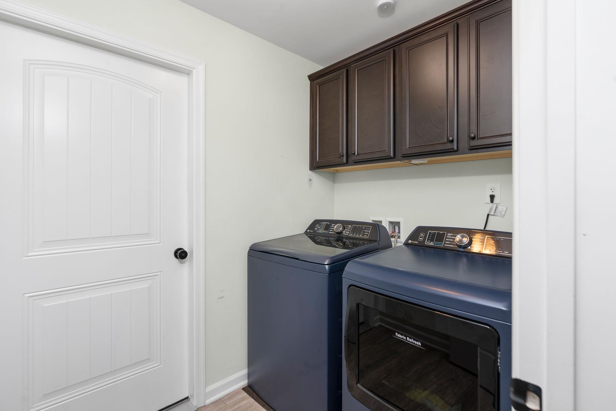 12 THOMAS DEAN CT, WAYNESBORO, Virginia 22980, 4 Bedrooms Bedrooms, ,3 BathroomsBathrooms,Residential,12 THOMAS DEAN CT,667371 MLS # 667371