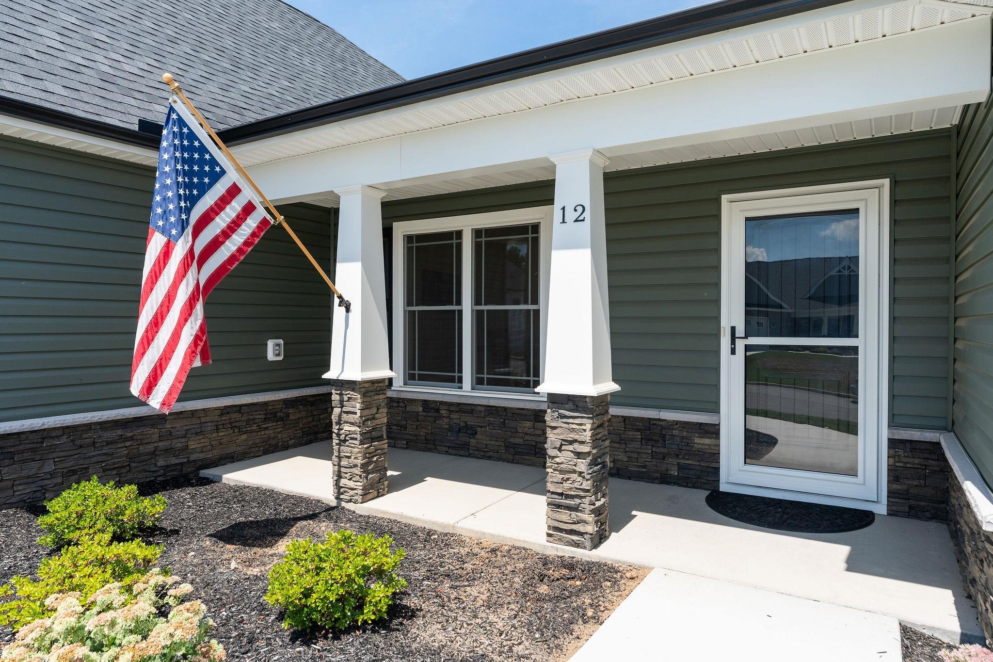 12 THOMAS DEAN CT, WAYNESBORO, Virginia 22980, 4 Bedrooms Bedrooms, ,3 BathroomsBathrooms,Residential,12 THOMAS DEAN CT,667371 MLS # 667371