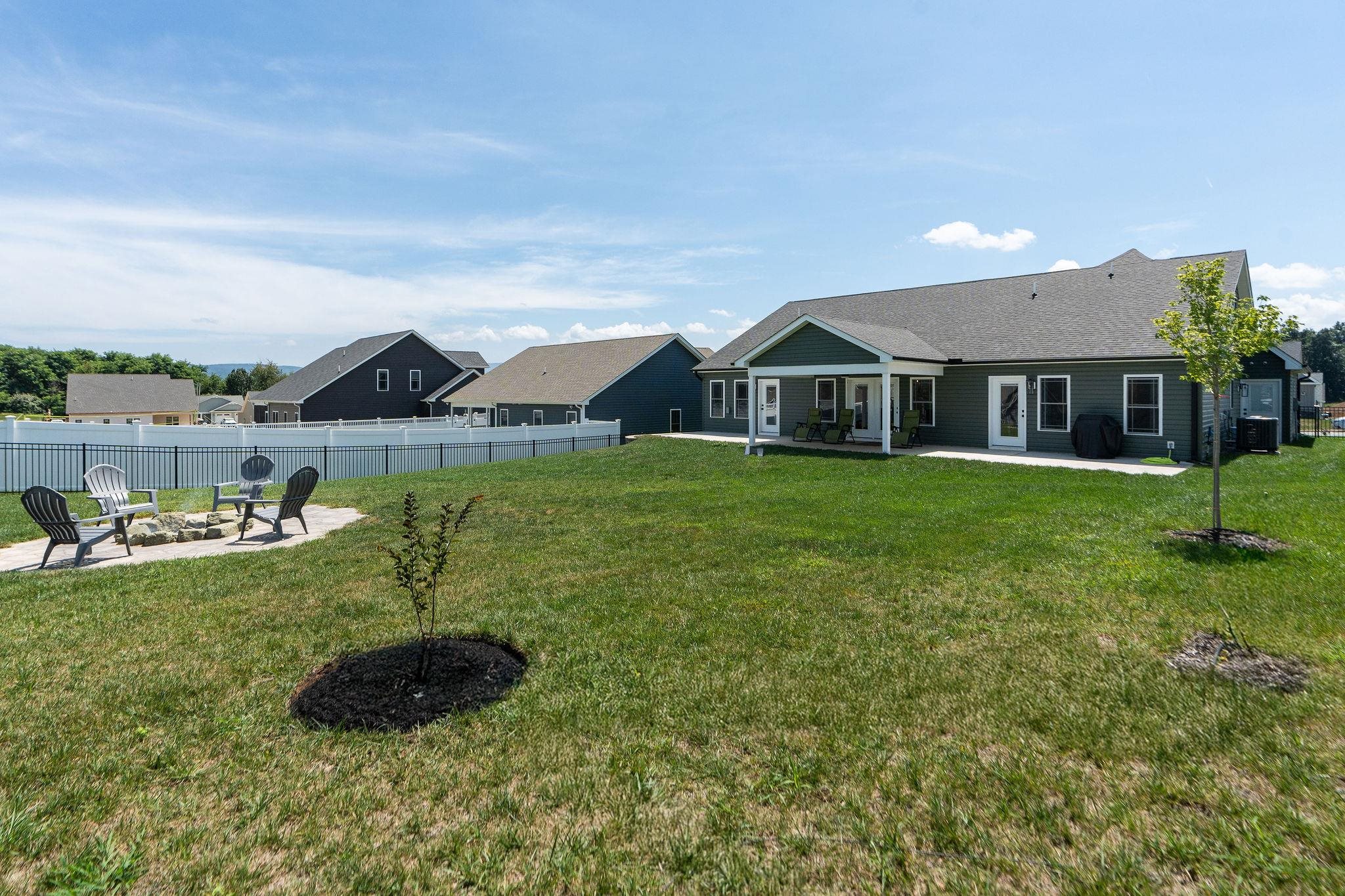 12 THOMAS DEAN CT, WAYNESBORO, Virginia 22980, 4 Bedrooms Bedrooms, ,3 BathroomsBathrooms,Residential,12 THOMAS DEAN CT,667371 MLS # 667371