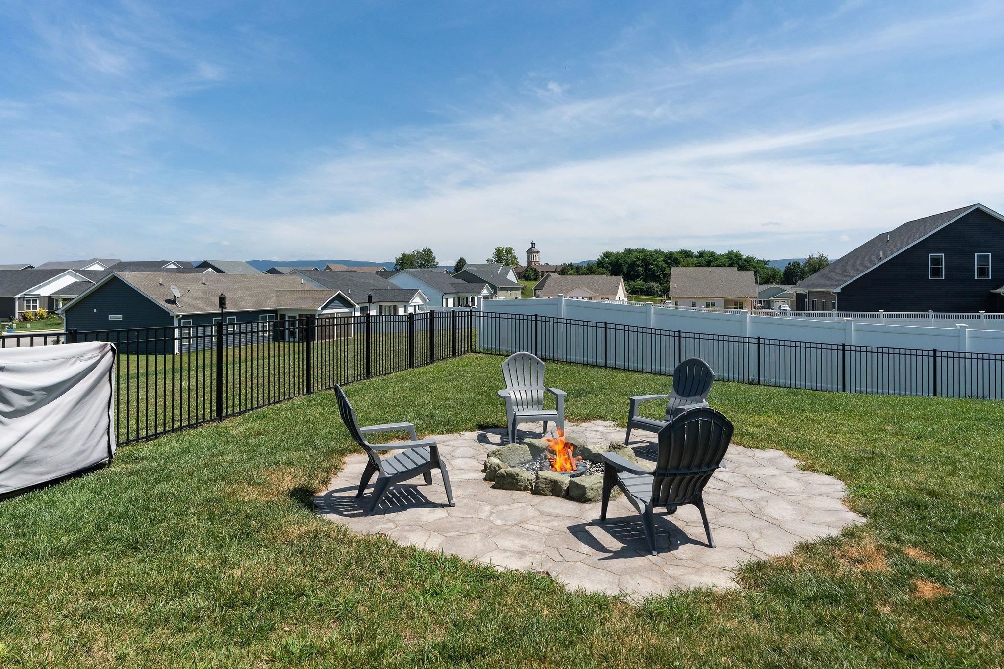 12 THOMAS DEAN CT, WAYNESBORO, Virginia 22980, 4 Bedrooms Bedrooms, ,3 BathroomsBathrooms,Residential,12 THOMAS DEAN CT,667371 MLS # 667371