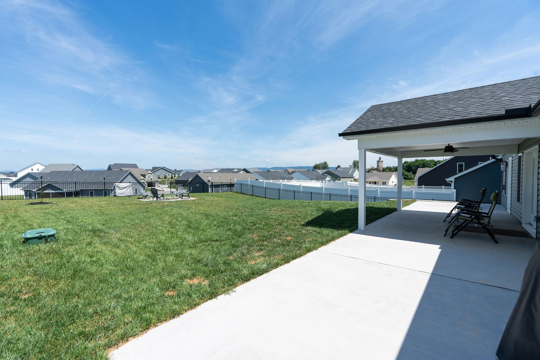 12 THOMAS DEAN CT, WAYNESBORO, Virginia 22980, 4 Bedrooms Bedrooms, ,3 BathroomsBathrooms,Residential,12 THOMAS DEAN CT,667371 MLS # 667371