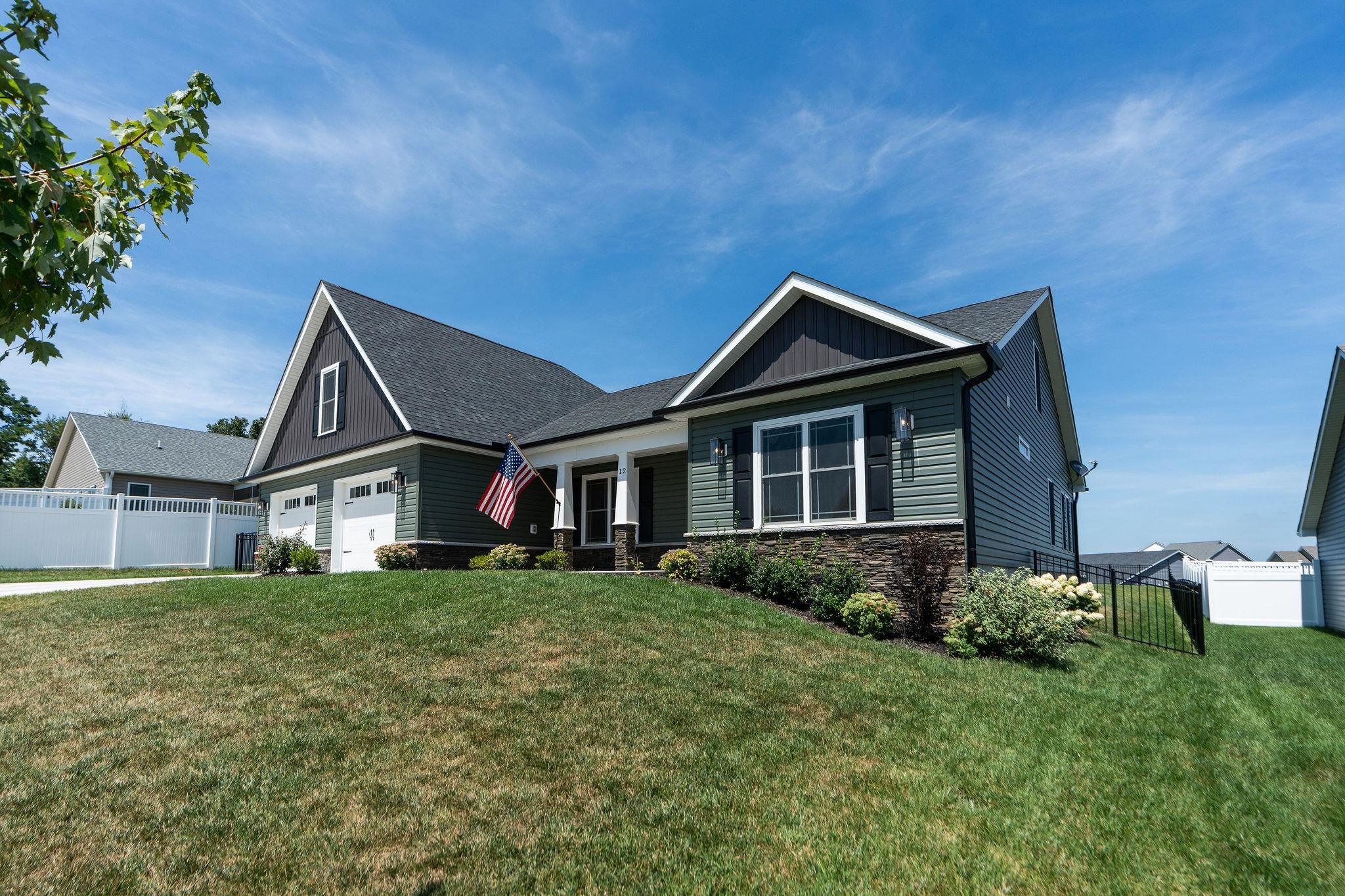 12 THOMAS DEAN CT, WAYNESBORO, Virginia 22980, 4 Bedrooms Bedrooms, ,3 BathroomsBathrooms,Residential,12 THOMAS DEAN CT,667371 MLS # 667371