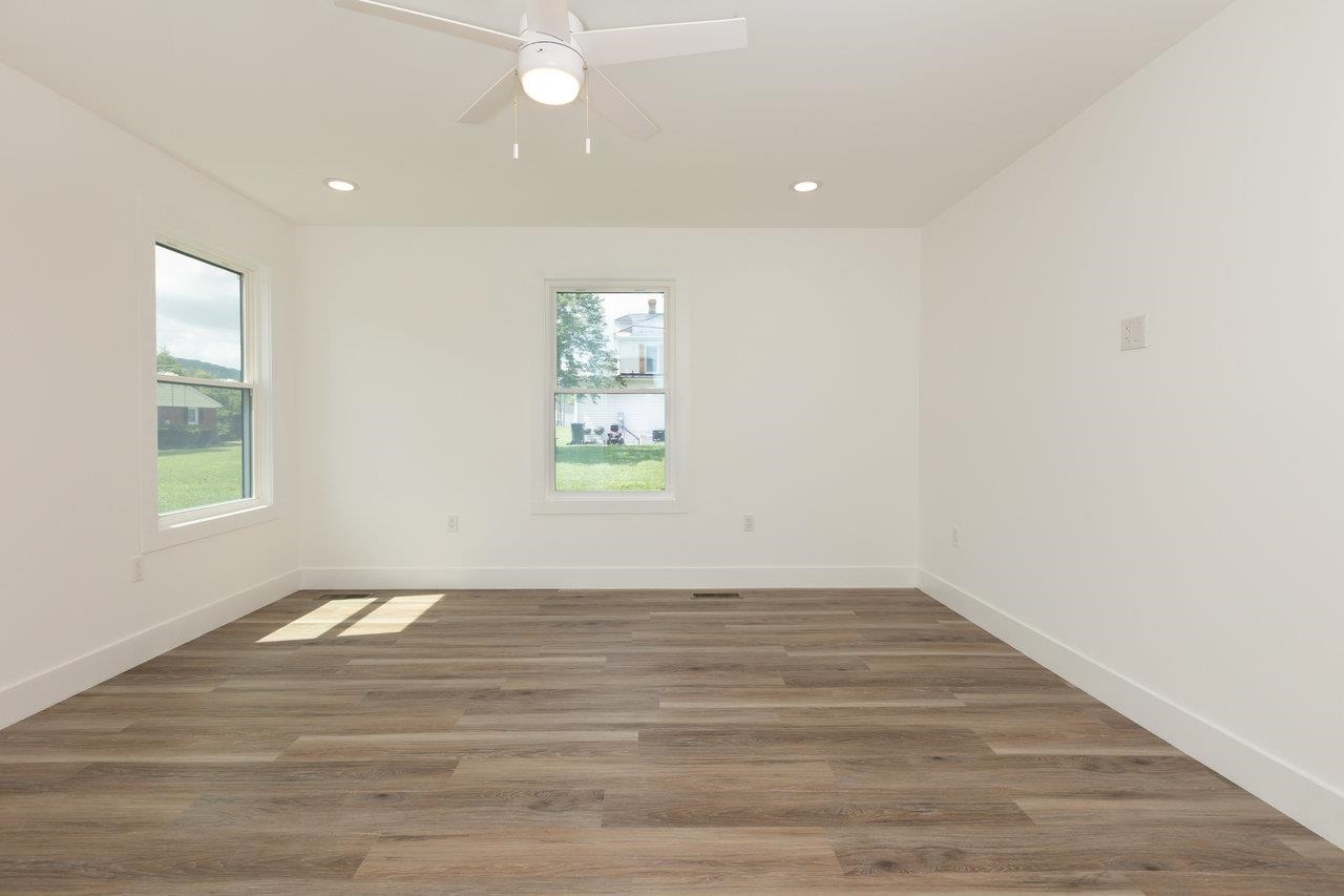 551 PARK RD, STANLEY, Virginia 22851, 3 Bedrooms Bedrooms, ,2 BathroomsBathrooms,Residential,551 PARK RD,667372 MLS # 667372