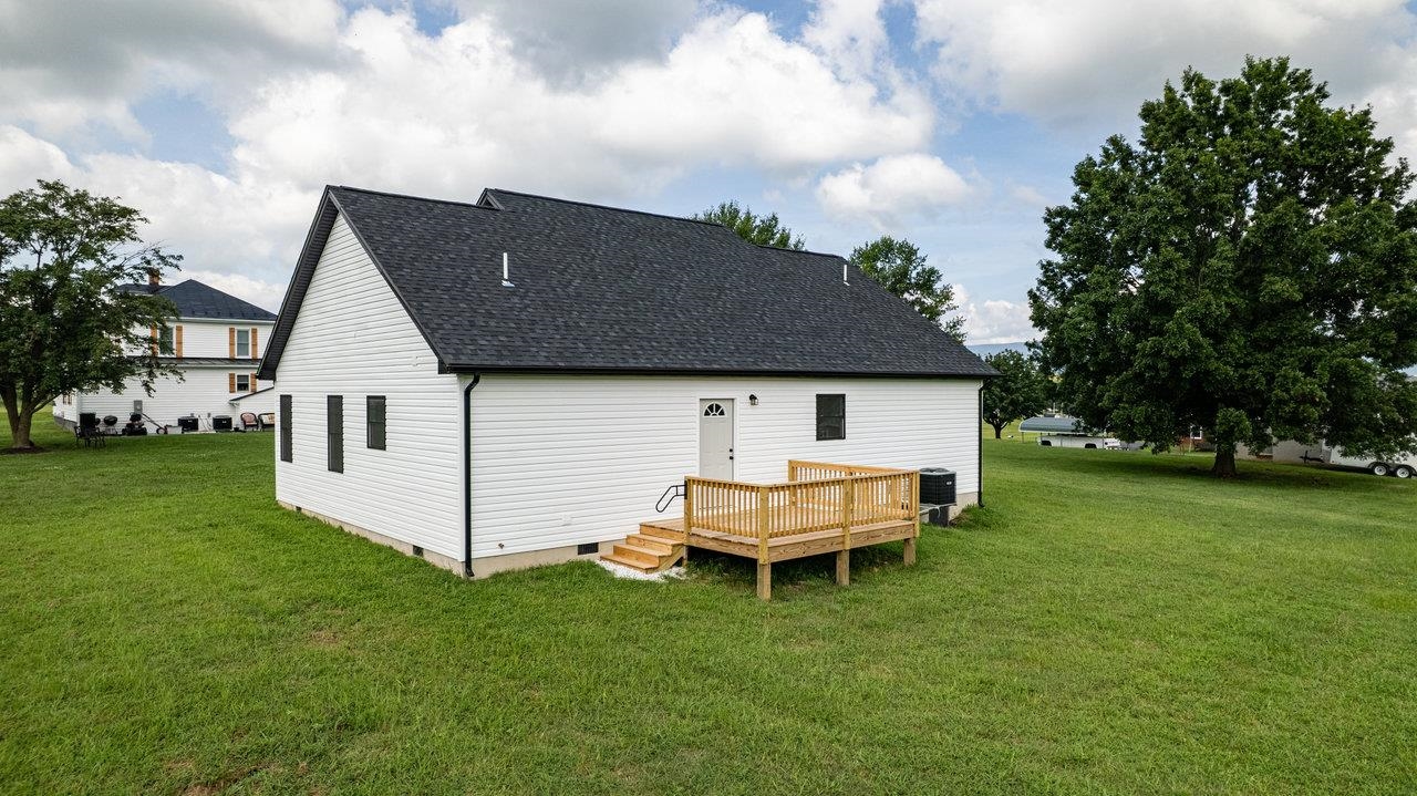 551 PARK RD, STANLEY, Virginia 22851, 3 Bedrooms Bedrooms, ,2 BathroomsBathrooms,Residential,551 PARK RD,667372 MLS # 667372