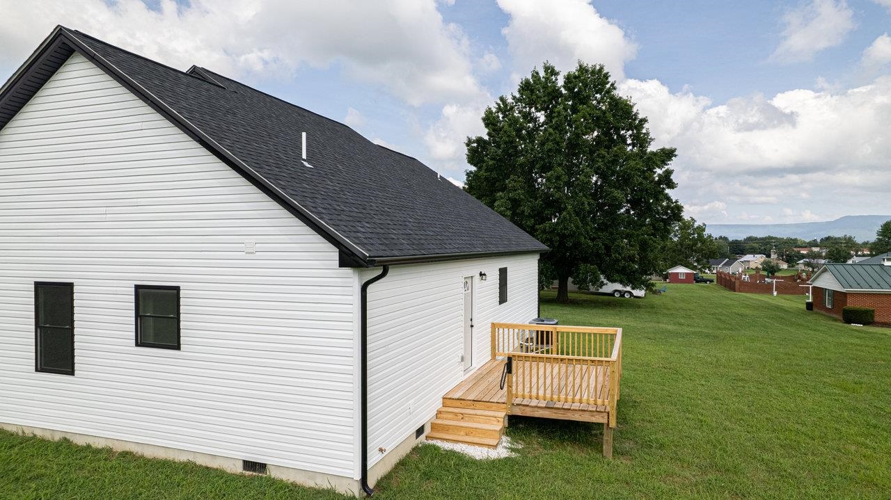 551 PARK RD, STANLEY, Virginia 22851, 3 Bedrooms Bedrooms, ,2 BathroomsBathrooms,Residential,551 PARK RD,667372 MLS # 667372