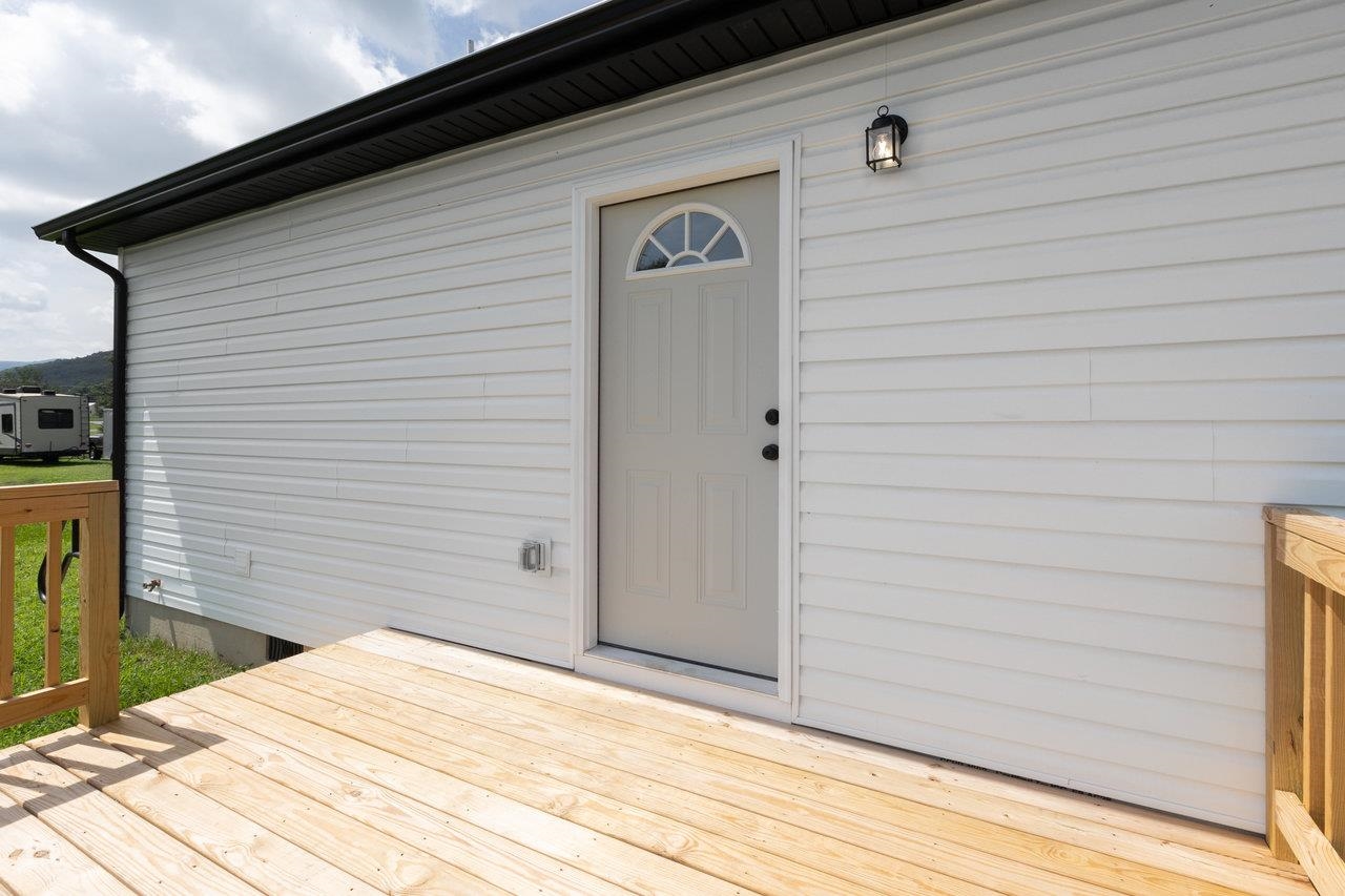 551 PARK RD, STANLEY, Virginia 22851, 3 Bedrooms Bedrooms, ,2 BathroomsBathrooms,Residential,551 PARK RD,667372 MLS # 667372