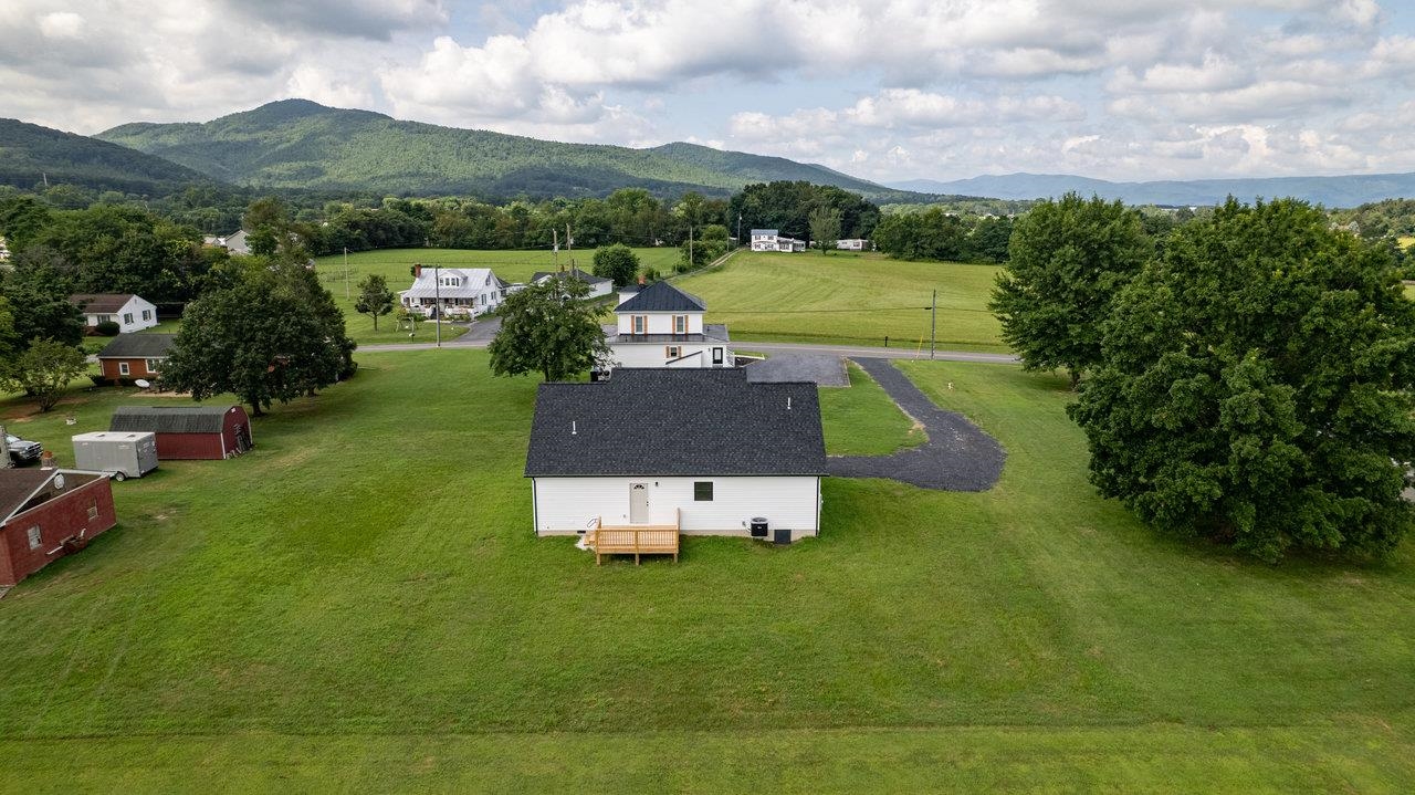 551 PARK RD, STANLEY, Virginia 22851, 3 Bedrooms Bedrooms, ,2 BathroomsBathrooms,Residential,551 PARK RD,667372 MLS # 667372