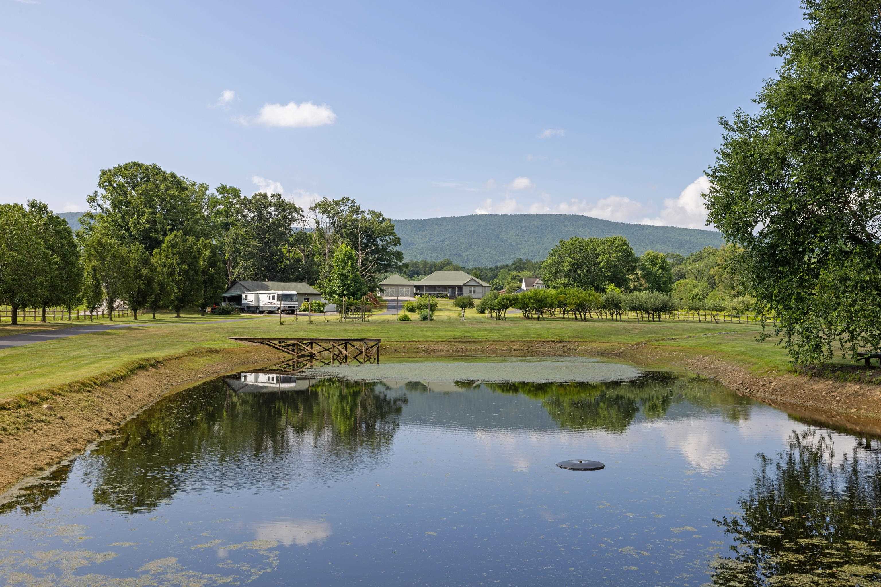 347 HORSESHOE CIR, STUARTS DRAFT, Virginia 24477, 5 Bedrooms Bedrooms, ,3 BathroomsBathrooms,Residential,347 HORSESHOE CIR,667376 MLS # 667376