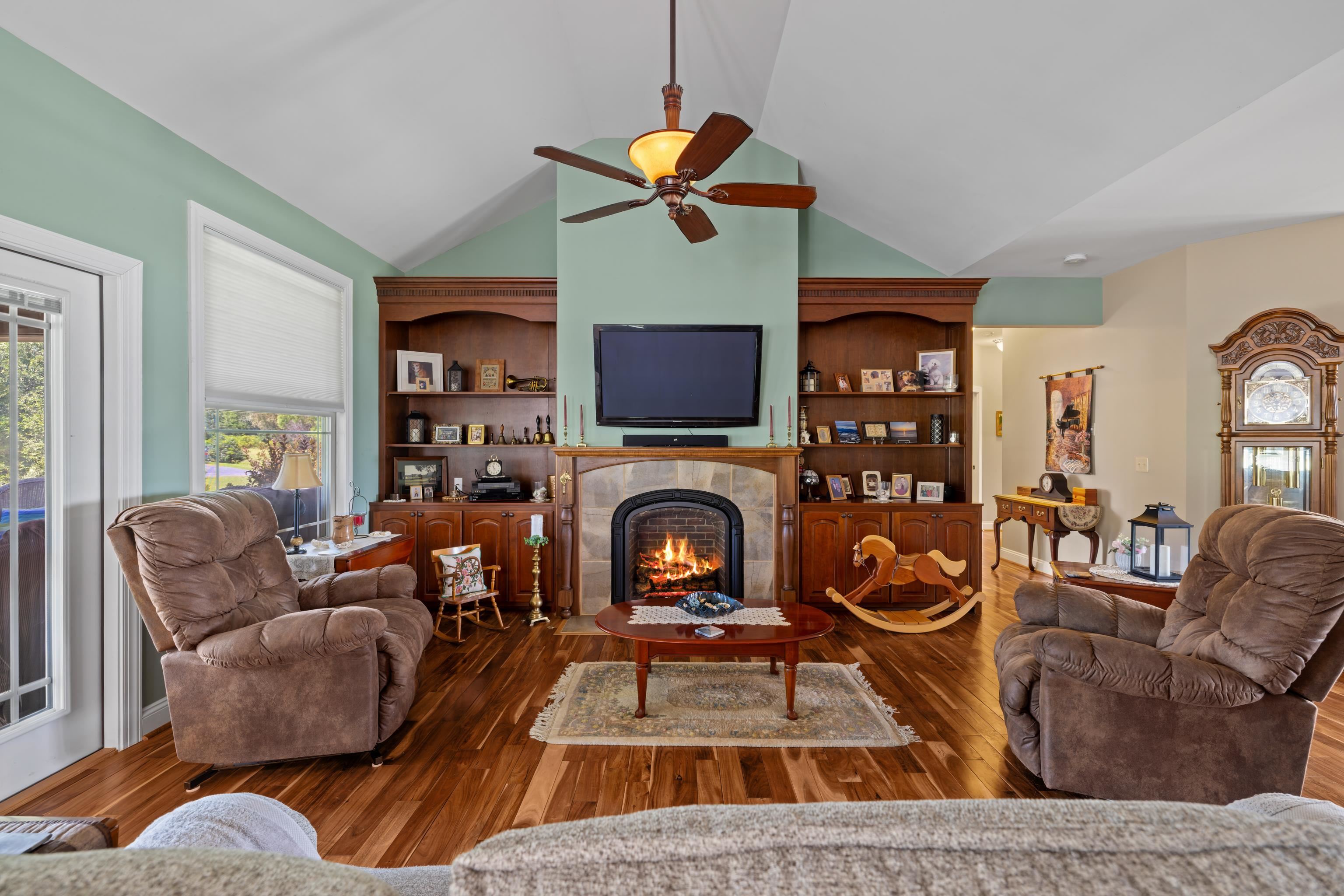 347 HORSESHOE CIR, STUARTS DRAFT, Virginia 24477, 5 Bedrooms Bedrooms, ,3 BathroomsBathrooms,Residential,347 HORSESHOE CIR,667376 MLS # 667376