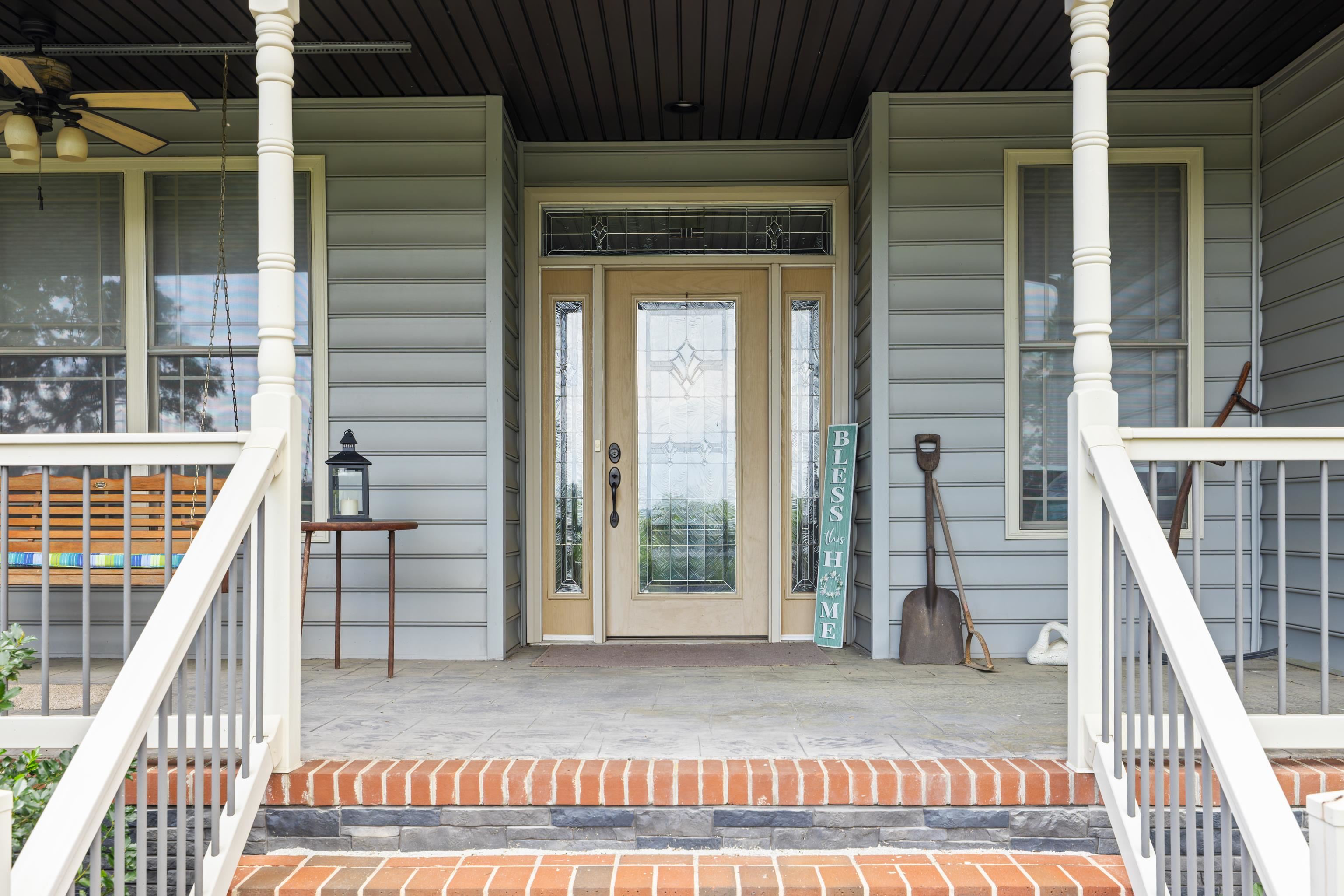 347 HORSESHOE CIR, STUARTS DRAFT, Virginia 24477, 5 Bedrooms Bedrooms, ,3 BathroomsBathrooms,Residential,347 HORSESHOE CIR,667376 MLS # 667376