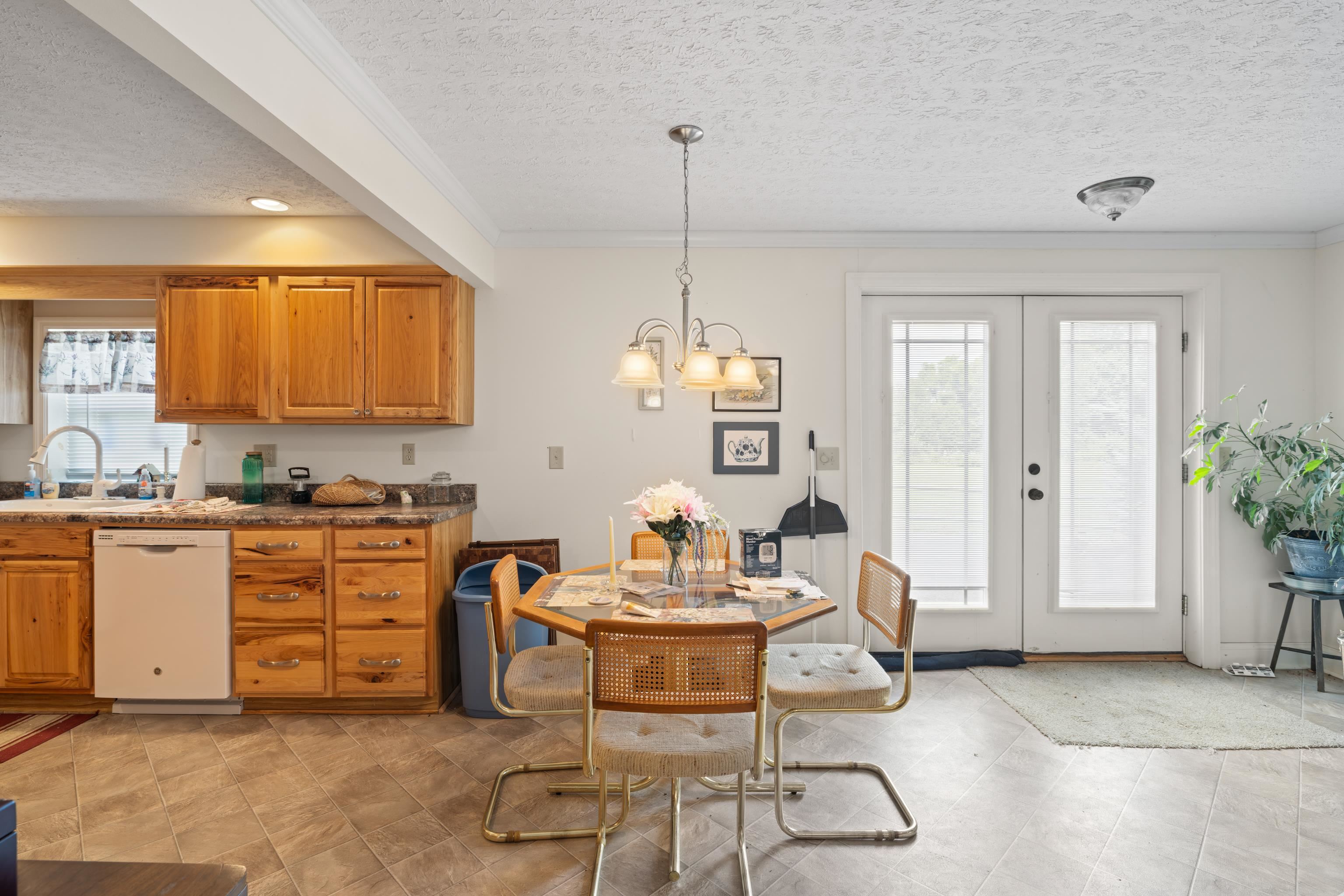 347 HORSESHOE CIR, STUARTS DRAFT, Virginia 24477, 5 Bedrooms Bedrooms, ,3 BathroomsBathrooms,Residential,347 HORSESHOE CIR,667376 MLS # 667376
