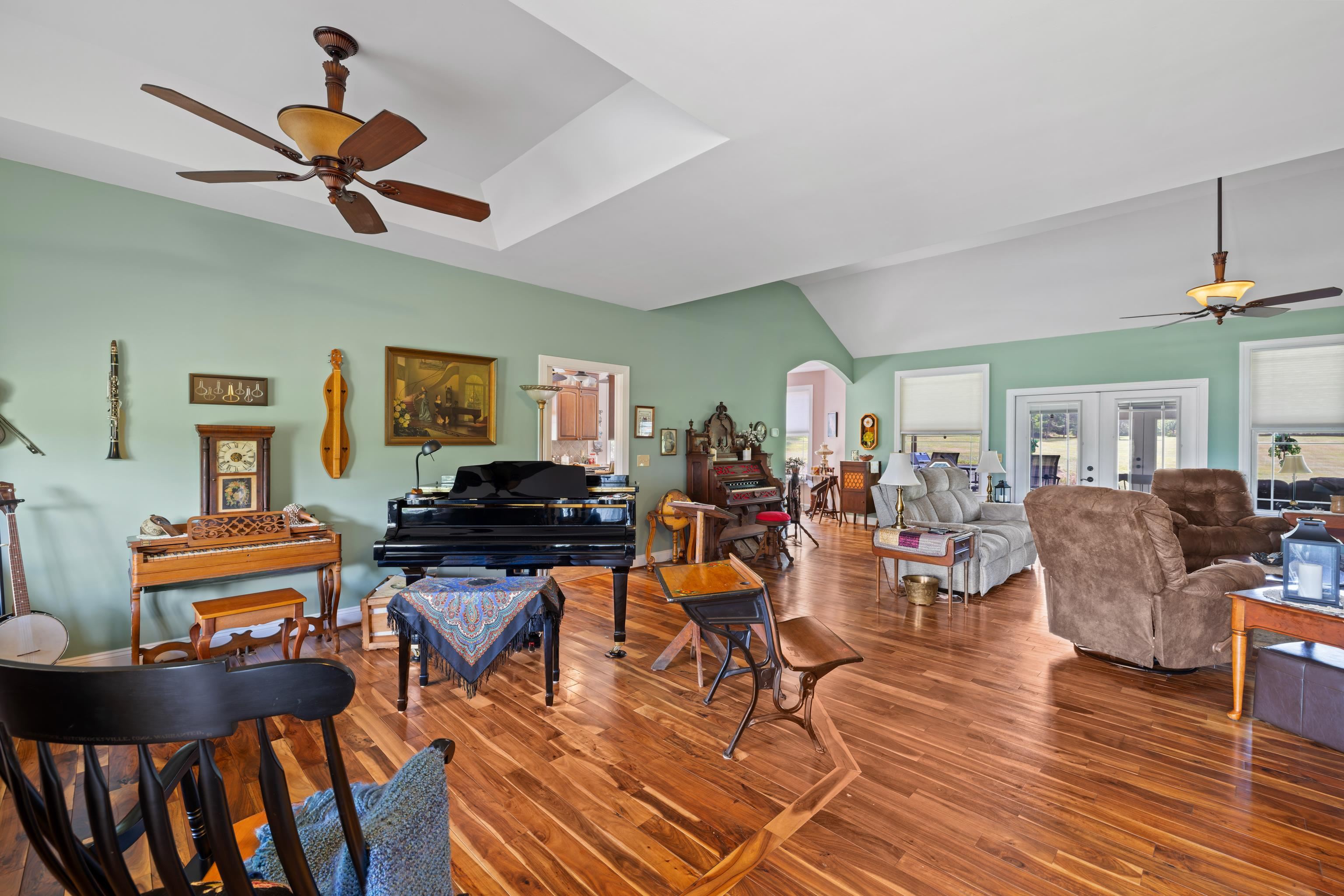 347 HORSESHOE CIR, STUARTS DRAFT, Virginia 24477, 5 Bedrooms Bedrooms, ,3 BathroomsBathrooms,Residential,347 HORSESHOE CIR,667376 MLS # 667376