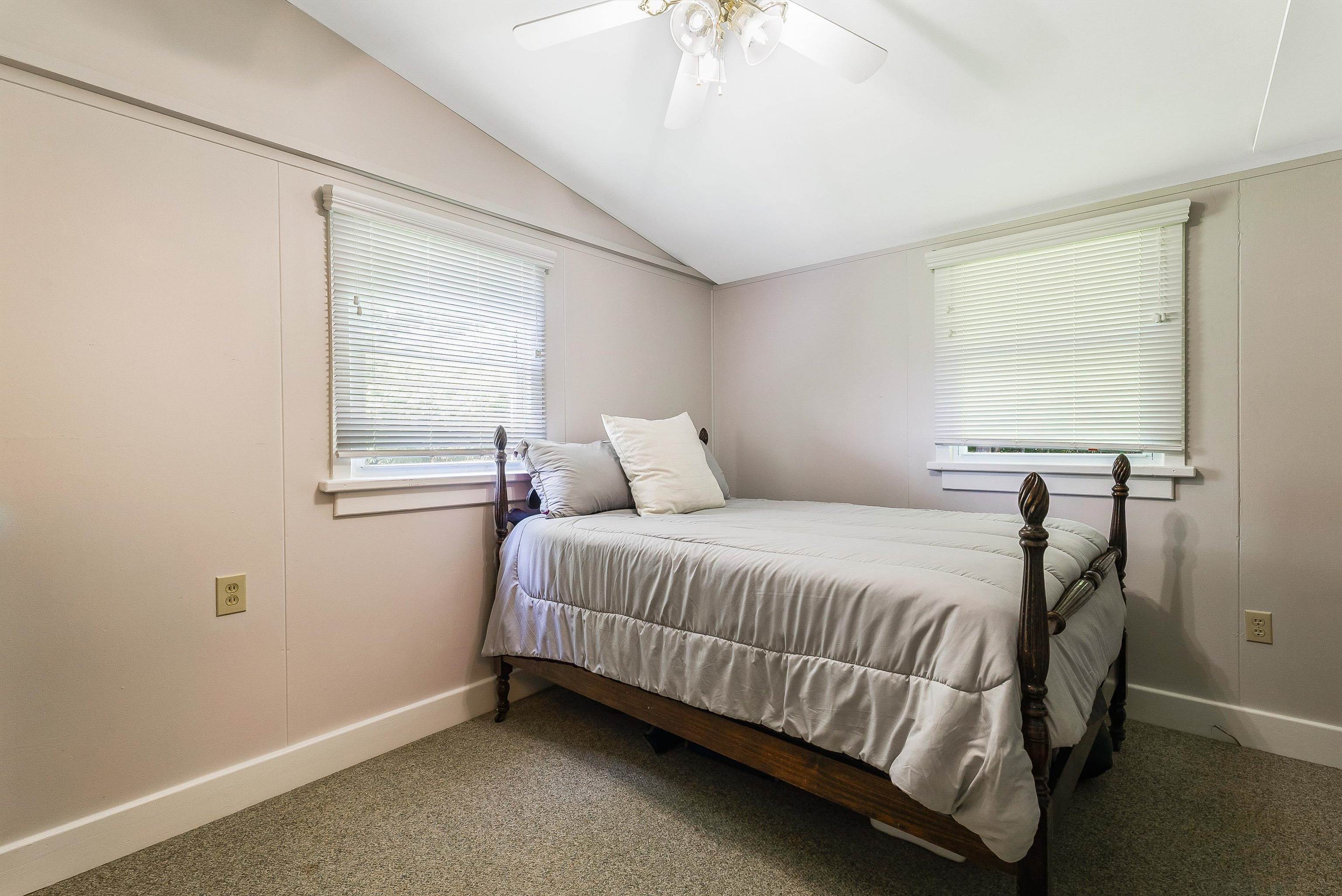 141 ELIZABETH AVE, WAYNESBORO, Virginia 22980, 3 Bedrooms Bedrooms, ,1 BathroomBathrooms,Residential,141 ELIZABETH AVE,667377 MLS # 667377