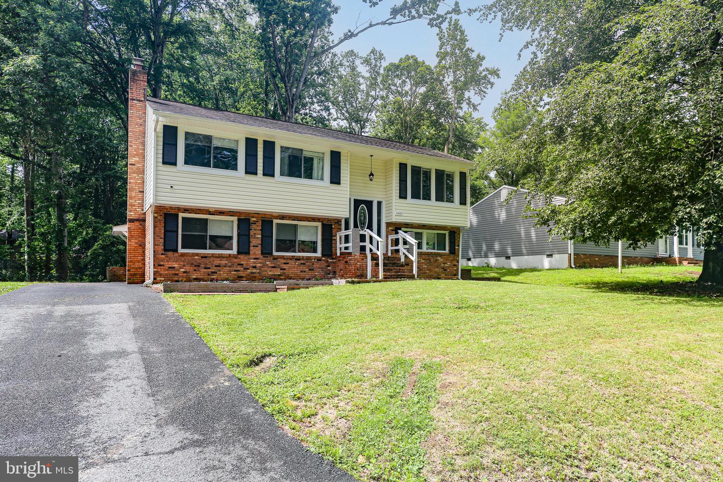11002 MEADOWLARK LN, SPOTSYLVANIA, Virginia 22553, 5 Bedrooms Bedrooms, 12 Rooms Rooms,2 BathroomsBathrooms,Residential,For sale,11002 MEADOWLARK LN,VASP2034180 MLS # VASP2034180