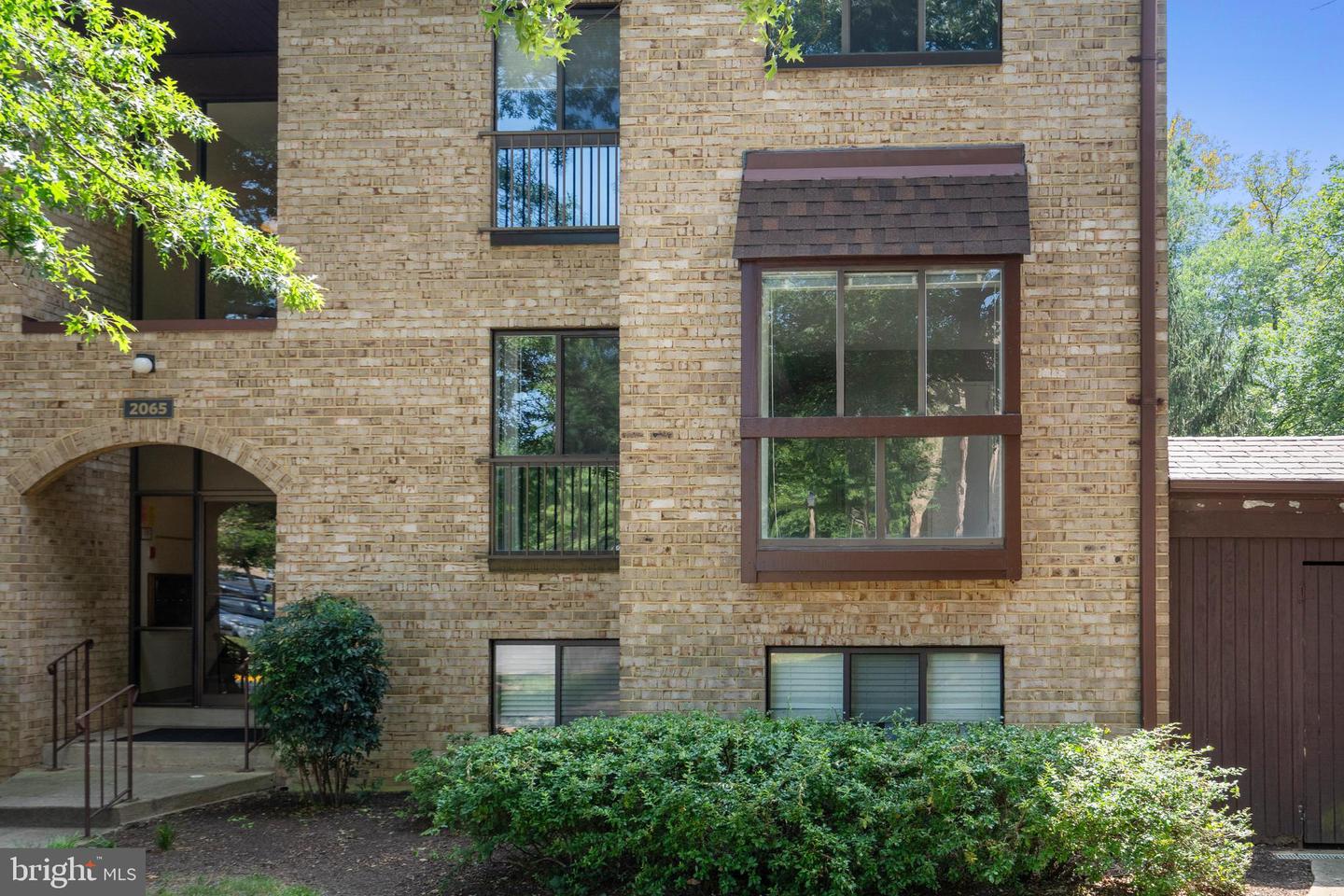 2065 ROYAL FERN CT #38/12B, RESTON, Virginia 20191, 2 Bedrooms Bedrooms, ,1 BathroomBathrooms,Residential,For sale,2065 ROYAL FERN CT #38/12B,VAFX2254988 MLS # VAFX2254988