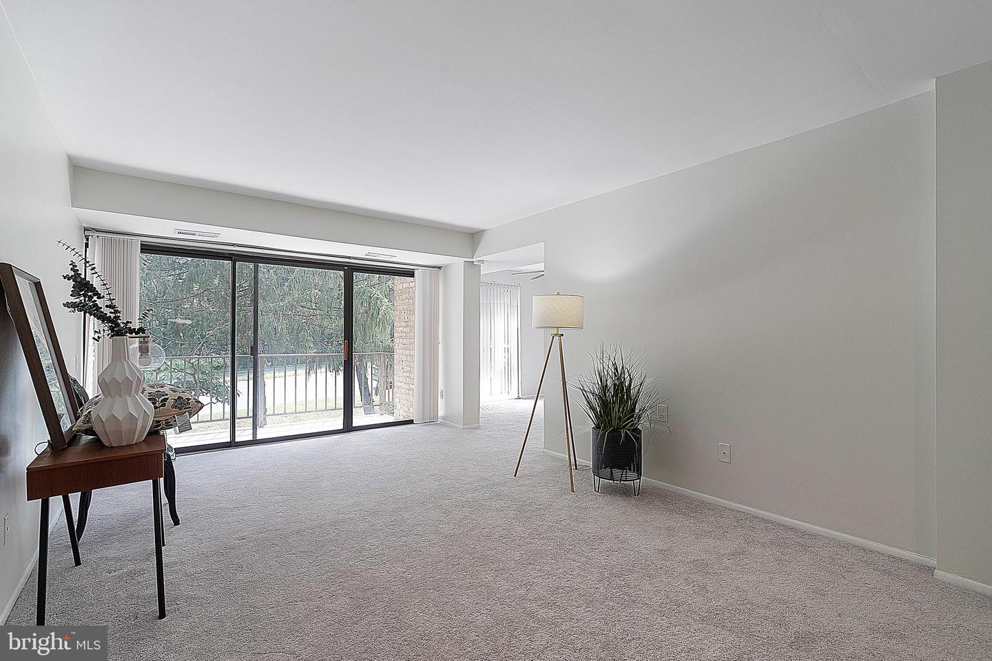 2065 ROYAL FERN CT #38/12B, RESTON, Virginia 20191, 2 Bedrooms Bedrooms, ,1 BathroomBathrooms,Residential,For sale,2065 ROYAL FERN CT #38/12B,VAFX2254988 MLS # VAFX2254988