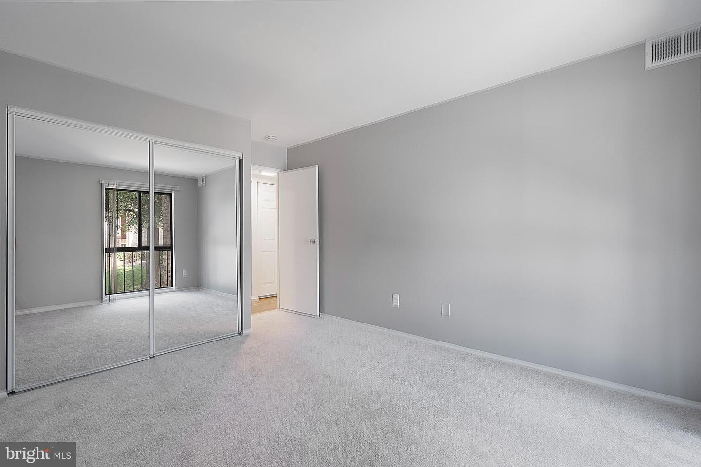 2065 ROYAL FERN CT #38/12B, RESTON, Virginia 20191, 2 Bedrooms Bedrooms, ,1 BathroomBathrooms,Residential,For sale,2065 ROYAL FERN CT #38/12B,VAFX2254988 MLS # VAFX2254988