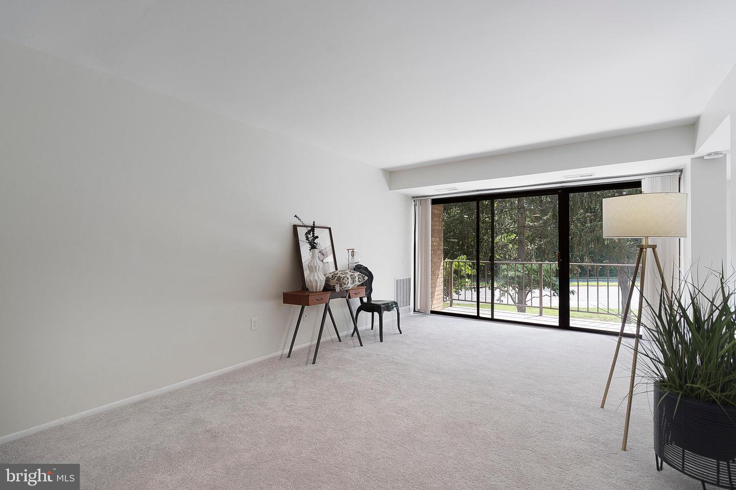 2065 ROYAL FERN CT #38/12B, RESTON, Virginia 20191, 2 Bedrooms Bedrooms, ,1 BathroomBathrooms,Residential,For sale,2065 ROYAL FERN CT #38/12B,VAFX2254988 MLS # VAFX2254988