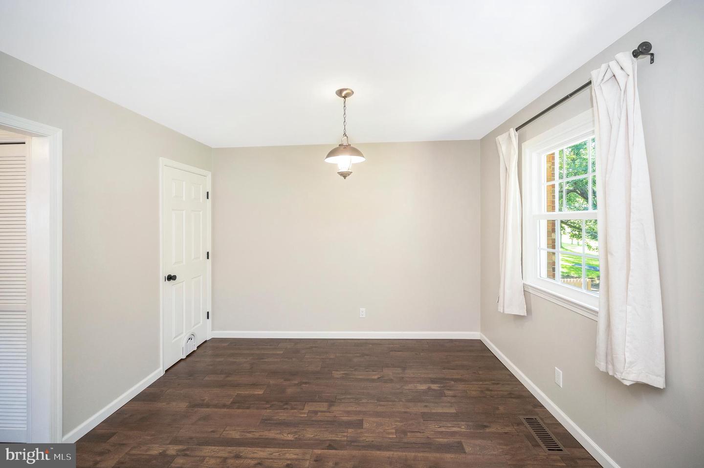 219 OVERLOOK CT, FREDERICKSBURG, Virginia 22405, 3 Bedrooms Bedrooms, ,1 BathroomBathrooms,Residential,For sale,219 OVERLOOK CT,VAST2040860 MLS # VAST2040860