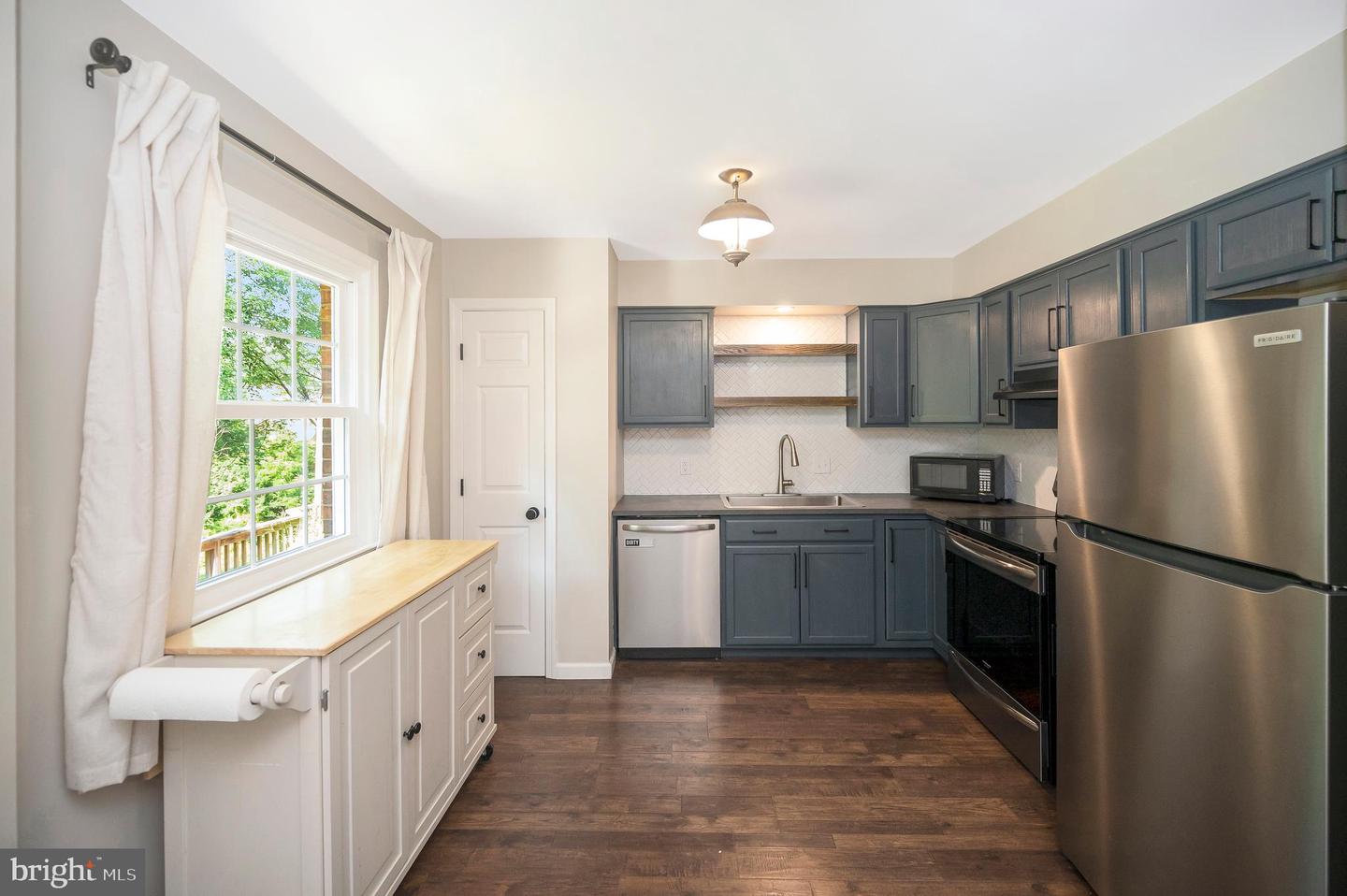 219 OVERLOOK CT, FREDERICKSBURG, Virginia 22405, 3 Bedrooms Bedrooms, ,1 BathroomBathrooms,Residential,For sale,219 OVERLOOK CT,VAST2040860 MLS # VAST2040860