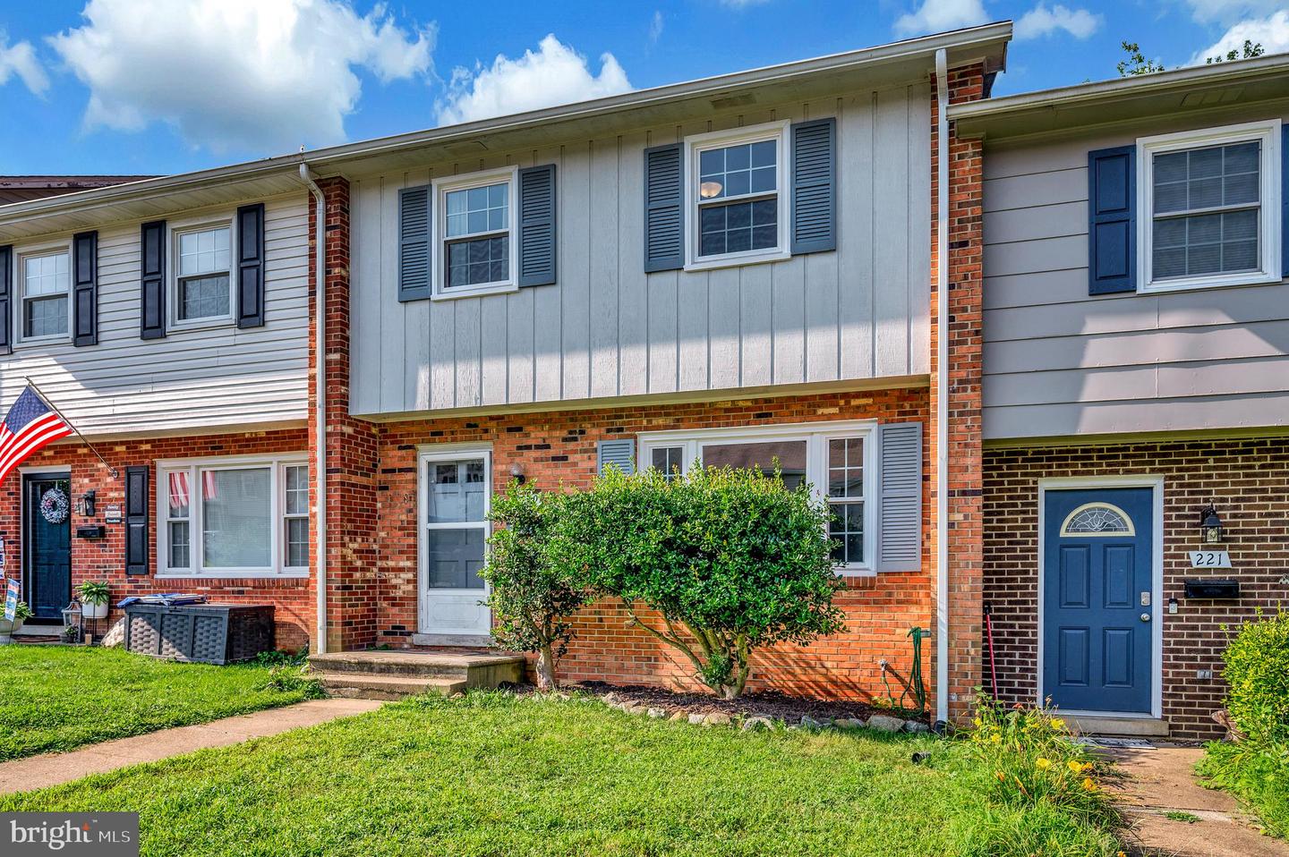 219 OVERLOOK CT, FREDERICKSBURG, Virginia 22405, 3 Bedrooms Bedrooms, ,1 BathroomBathrooms,Residential,For sale,219 OVERLOOK CT,VAST2040860 MLS # VAST2040860