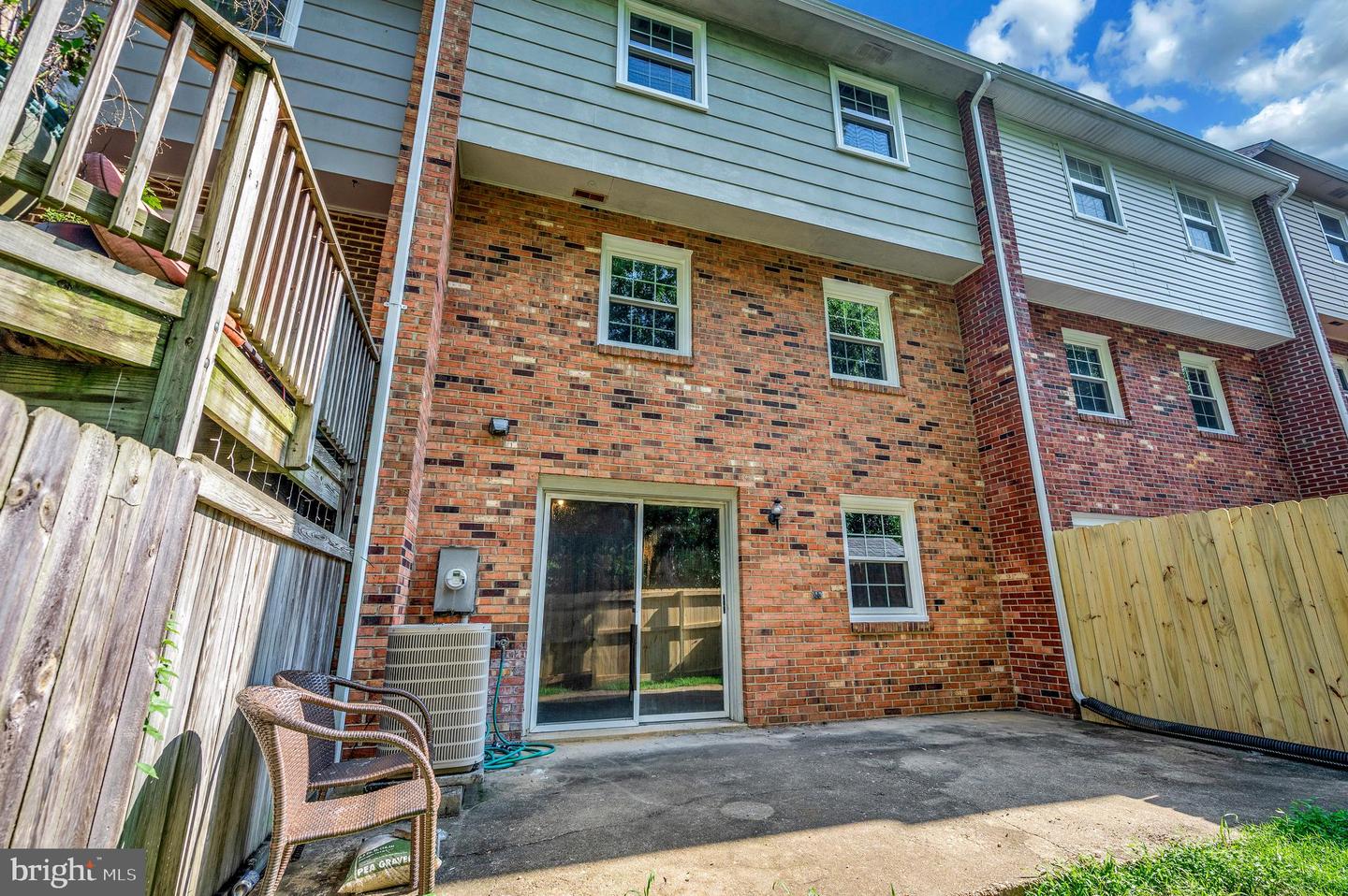 219 OVERLOOK CT, FREDERICKSBURG, Virginia 22405, 3 Bedrooms Bedrooms, ,1 BathroomBathrooms,Residential,For sale,219 OVERLOOK CT,VAST2040860 MLS # VAST2040860
