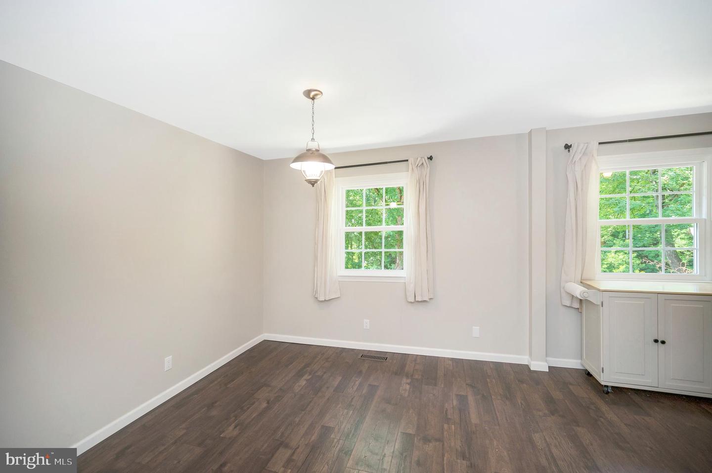 219 OVERLOOK CT, FREDERICKSBURG, Virginia 22405, 3 Bedrooms Bedrooms, ,1 BathroomBathrooms,Residential,For sale,219 OVERLOOK CT,VAST2040860 MLS # VAST2040860