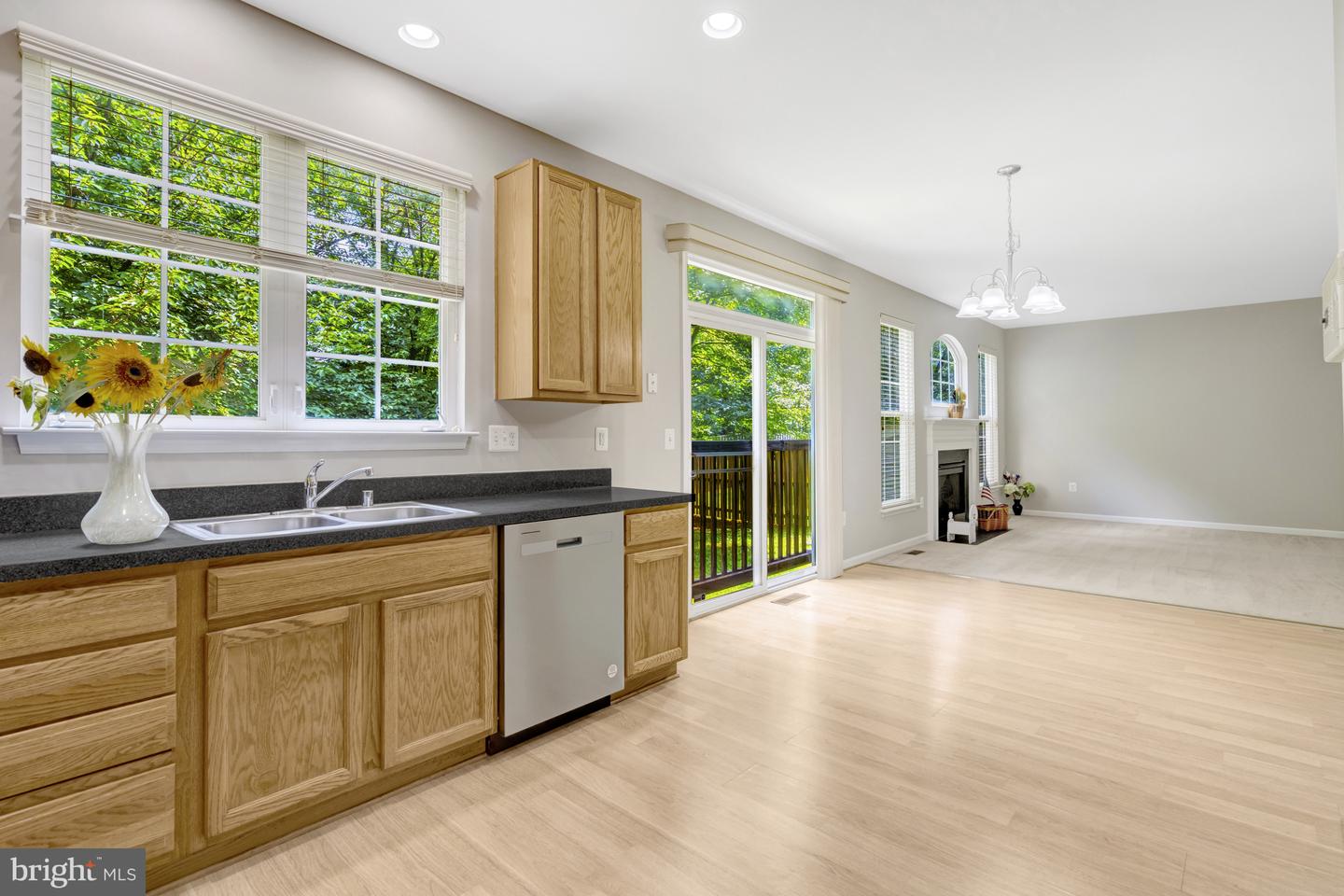 4513 SHOTWELL CT, WOODBRIDGE, Virginia 22193, 4 Bedrooms Bedrooms, ,3 BathroomsBathrooms,Residential,For sale,4513 SHOTWELL CT,VAPW2099920 MLS # VAPW2099920