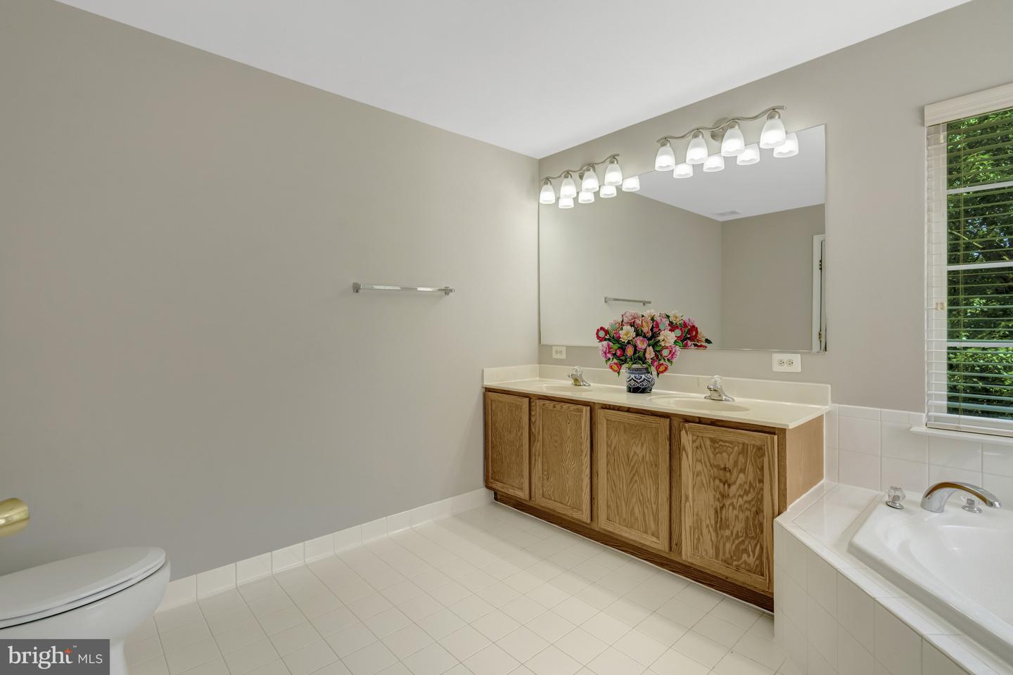 4513 SHOTWELL CT, WOODBRIDGE, Virginia 22193, 4 Bedrooms Bedrooms, ,3 BathroomsBathrooms,Residential,For sale,4513 SHOTWELL CT,VAPW2099920 MLS # VAPW2099920