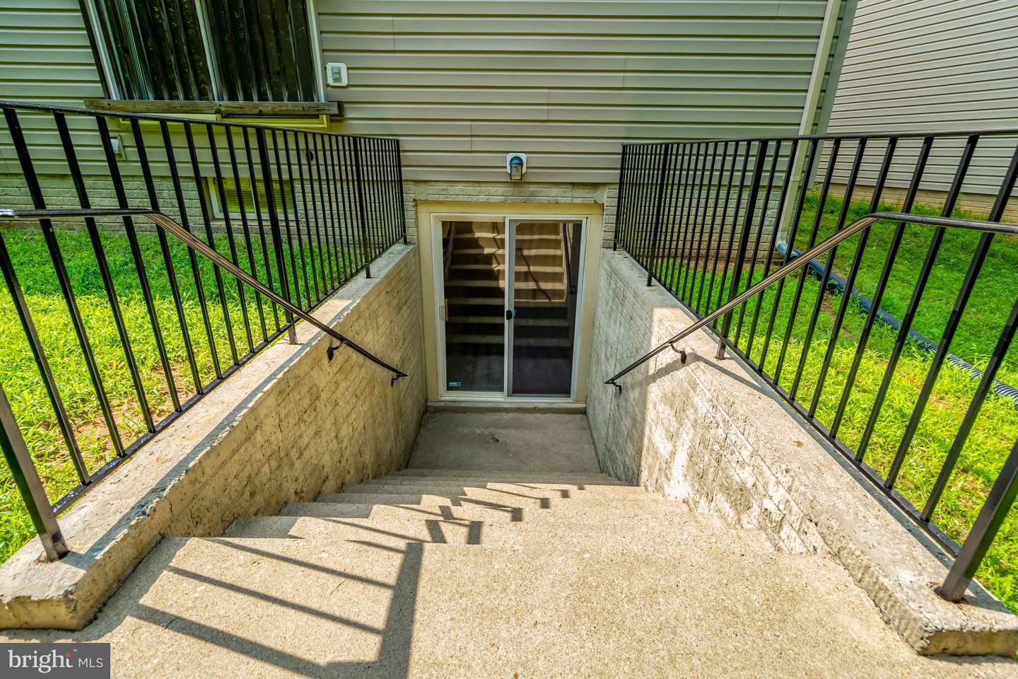 4513 SHOTWELL CT, WOODBRIDGE, Virginia 22193, 4 Bedrooms Bedrooms, ,3 BathroomsBathrooms,Residential,For sale,4513 SHOTWELL CT,VAPW2099920 MLS # VAPW2099920