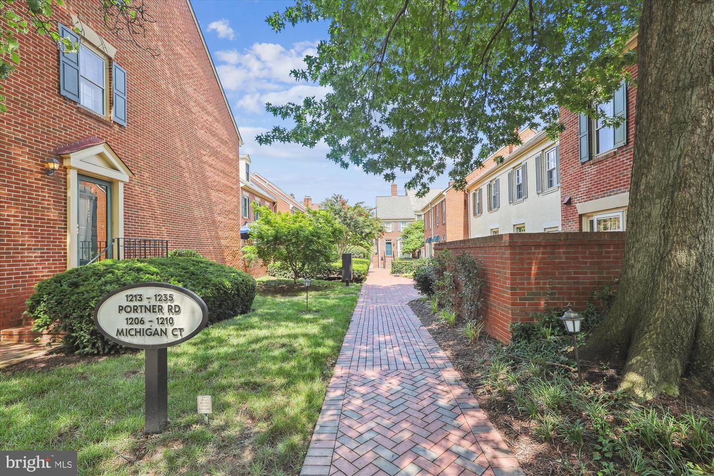 1229 PORTNER RD, ALEXANDRIA, Virginia 22314, 2 Bedrooms Bedrooms, 7 Rooms Rooms,1 BathroomBathrooms,Residential,For sale,1229 PORTNER RD,VAAX2047906 MLS # VAAX2047906